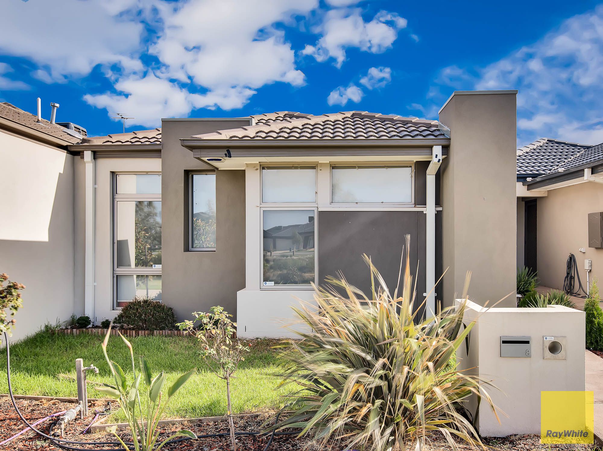 8 Branagh Walk, Truganina, VIC 3029