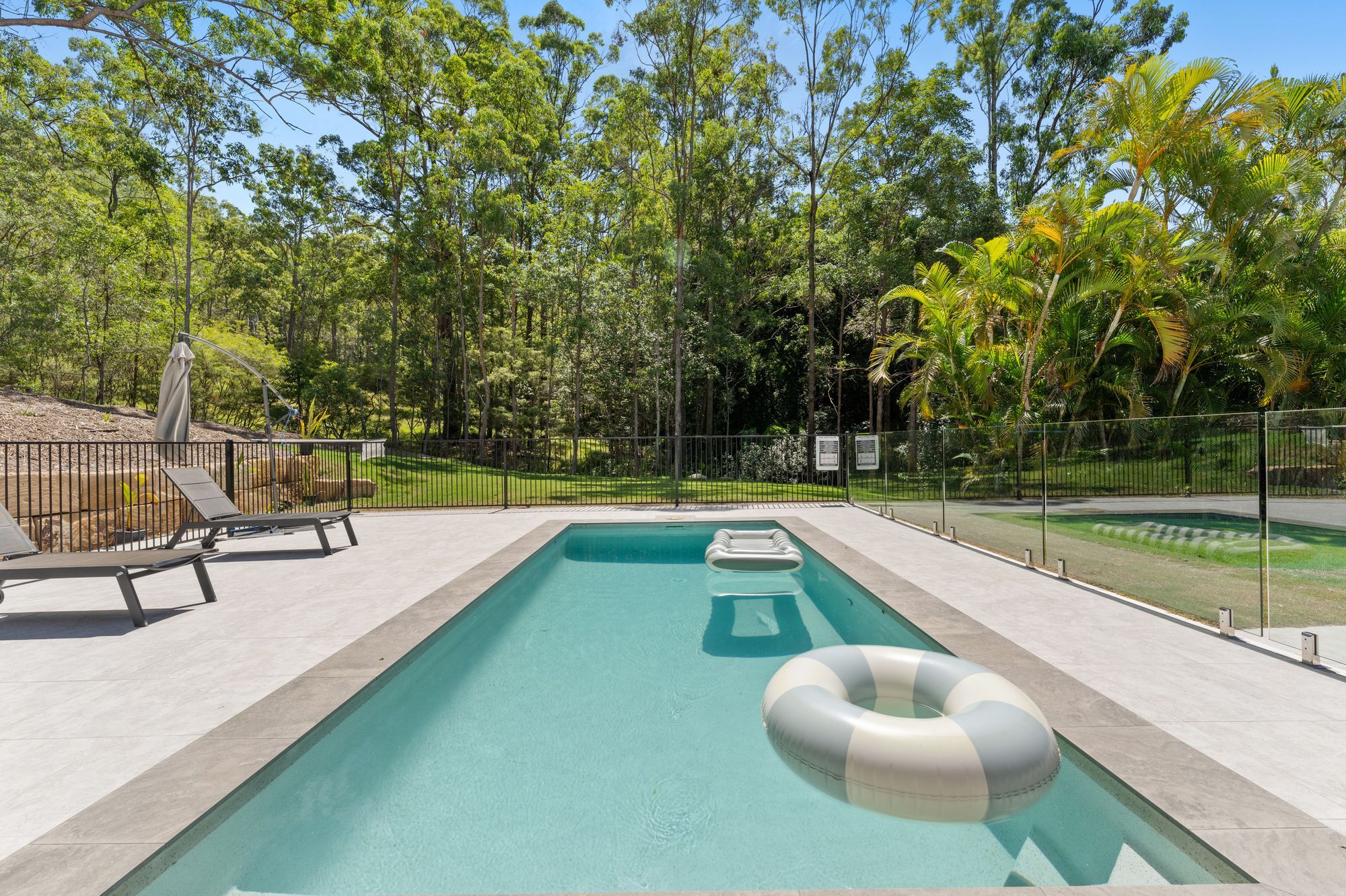 16-18 Leyshon Court, Bonogin, QLD 4213