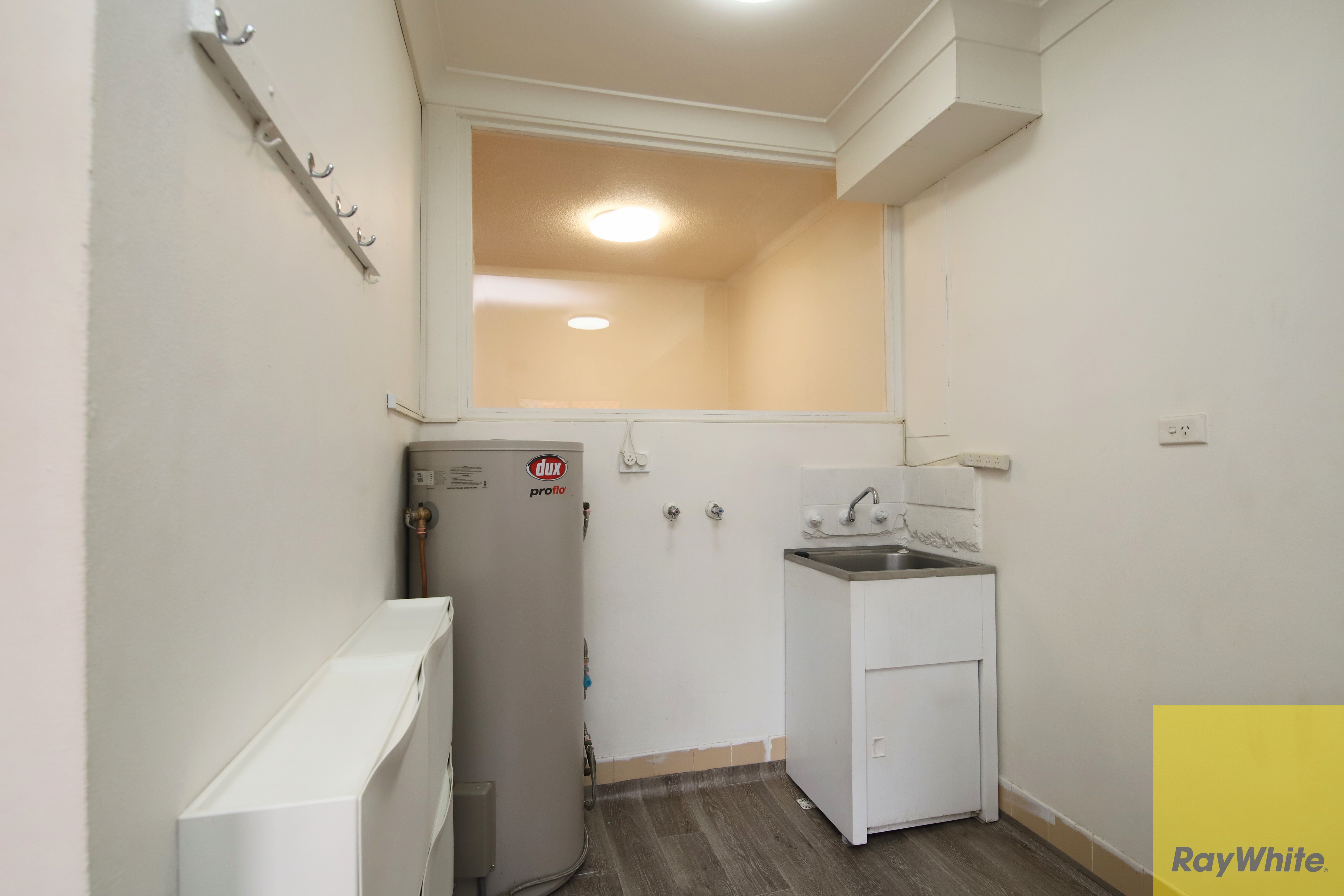 2/85 Chapel Road — photo 6 of 9