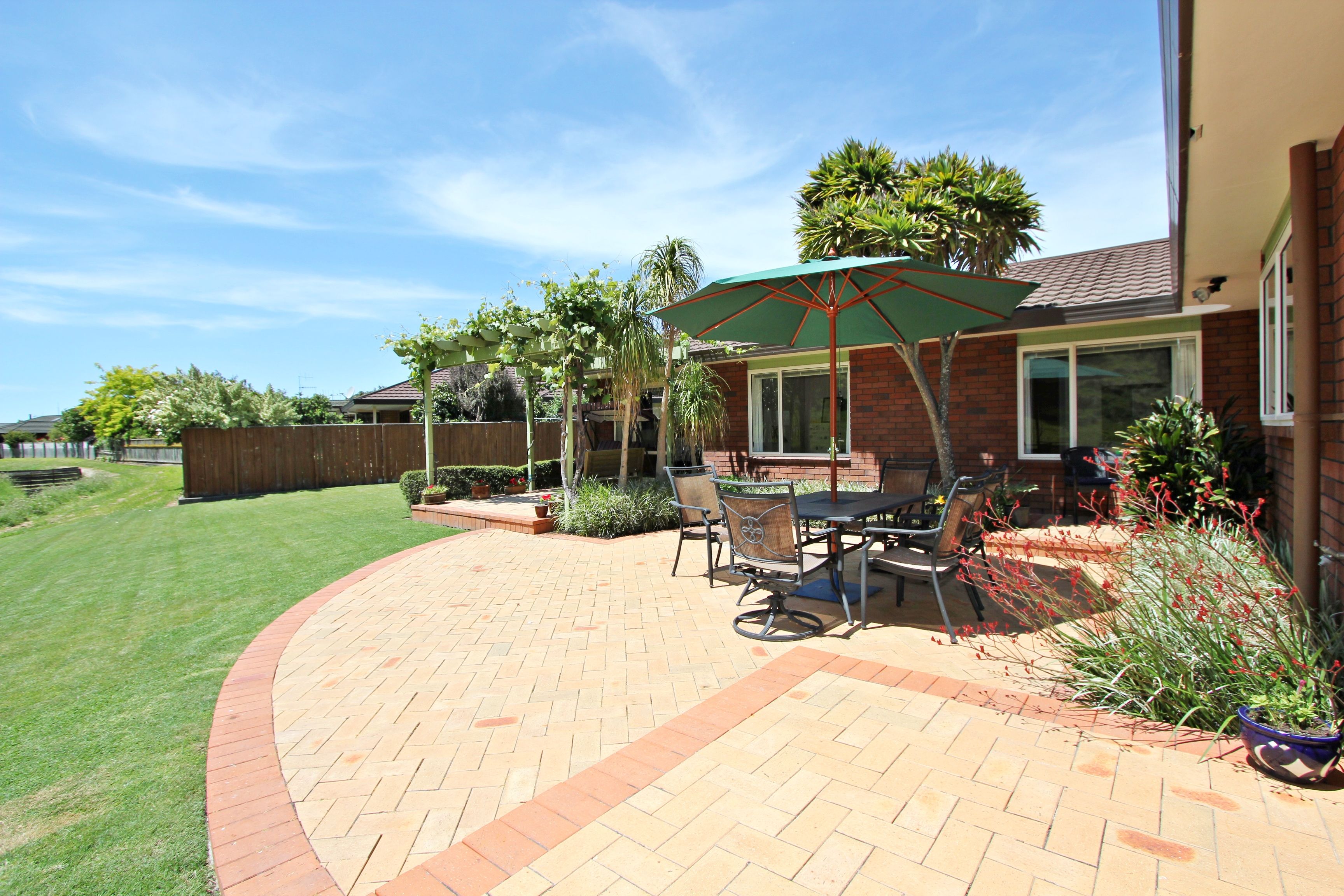 18 Webb Place, Taradale, Napier City