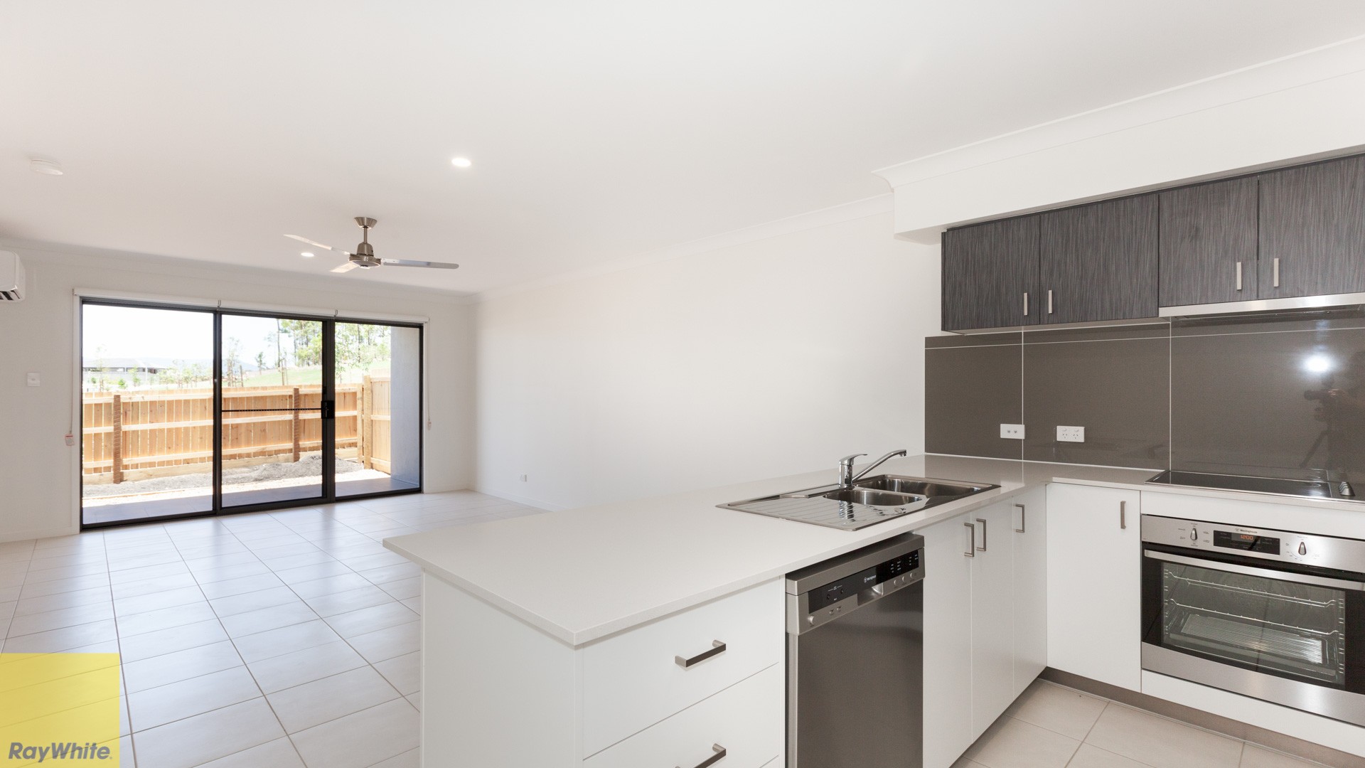 75 Slate Street, Yarrabilba, QLD 4207