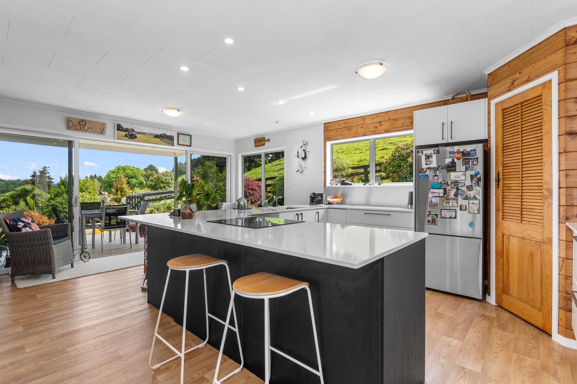 1366 Hukerenui Road photo 5