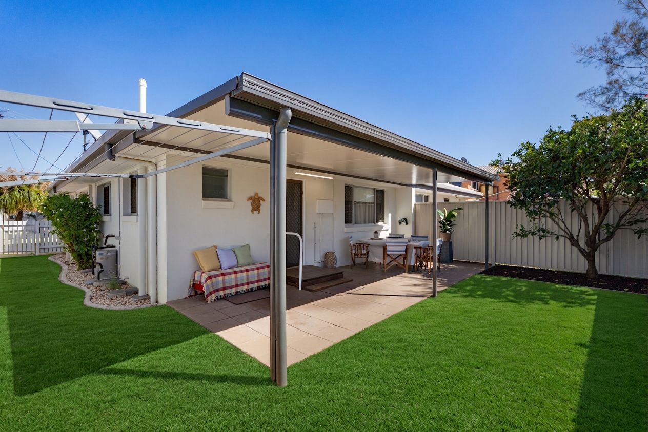 2/3 Stewart Street — photo 9 of 15