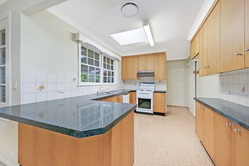 101 Warrimoo Avenue, St Ives, NSW 2075
