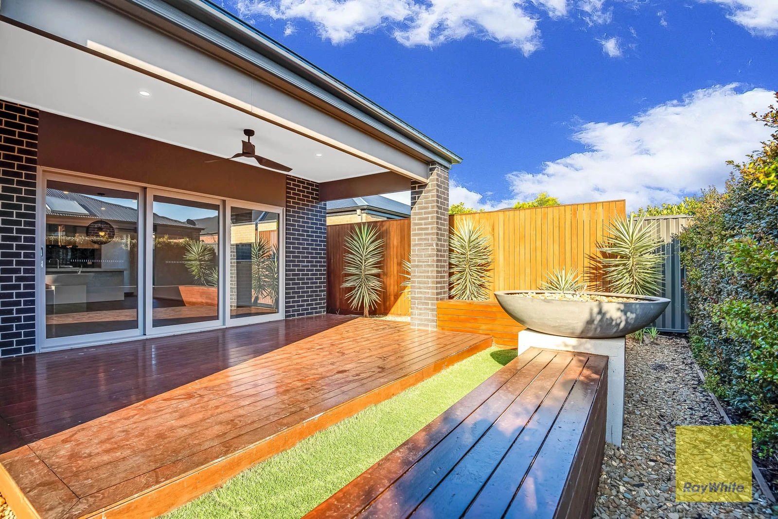 1027 Leakes Road, Tarneit, VIC 3029