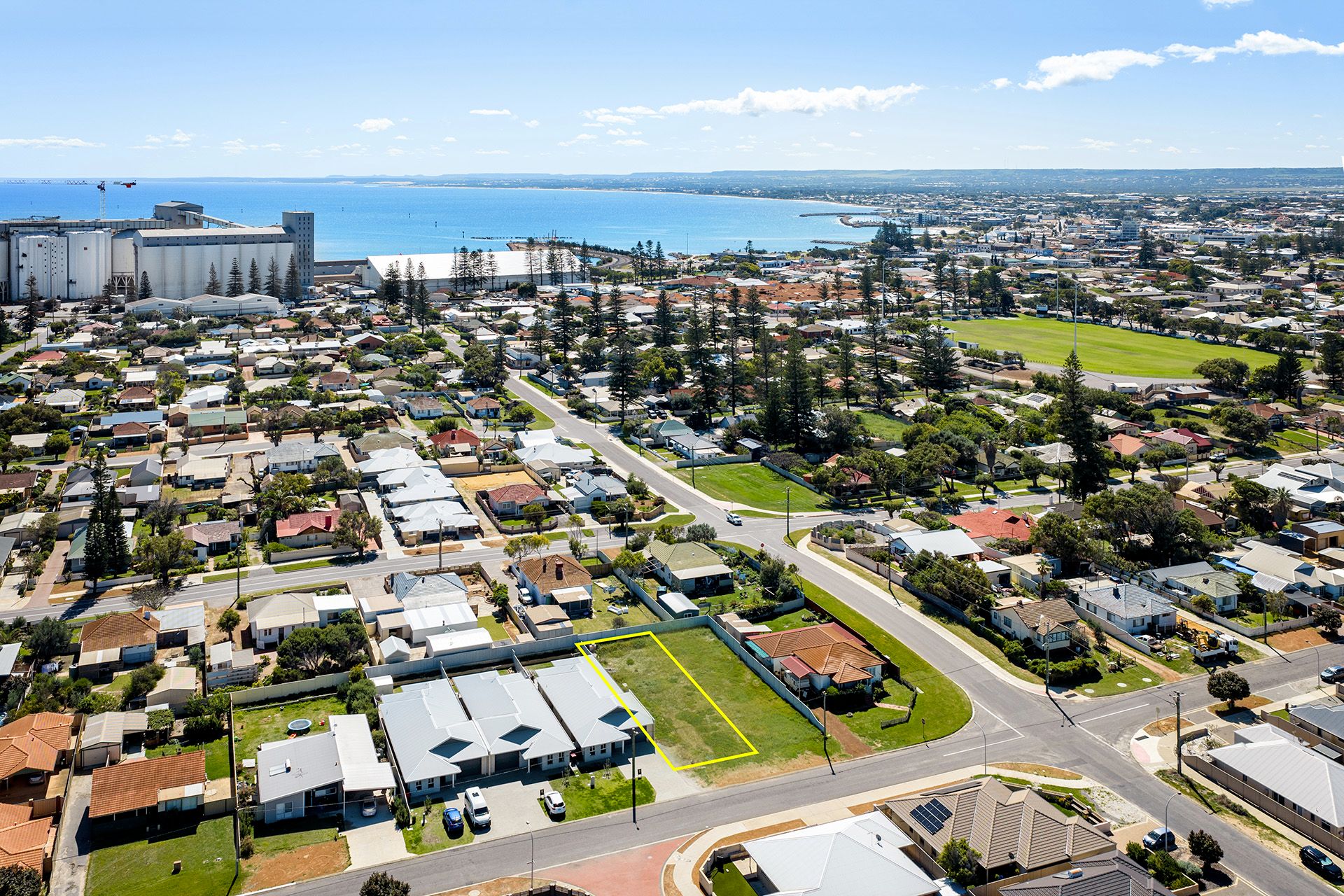 13 Dampier Street, Beachlands, WA 6530