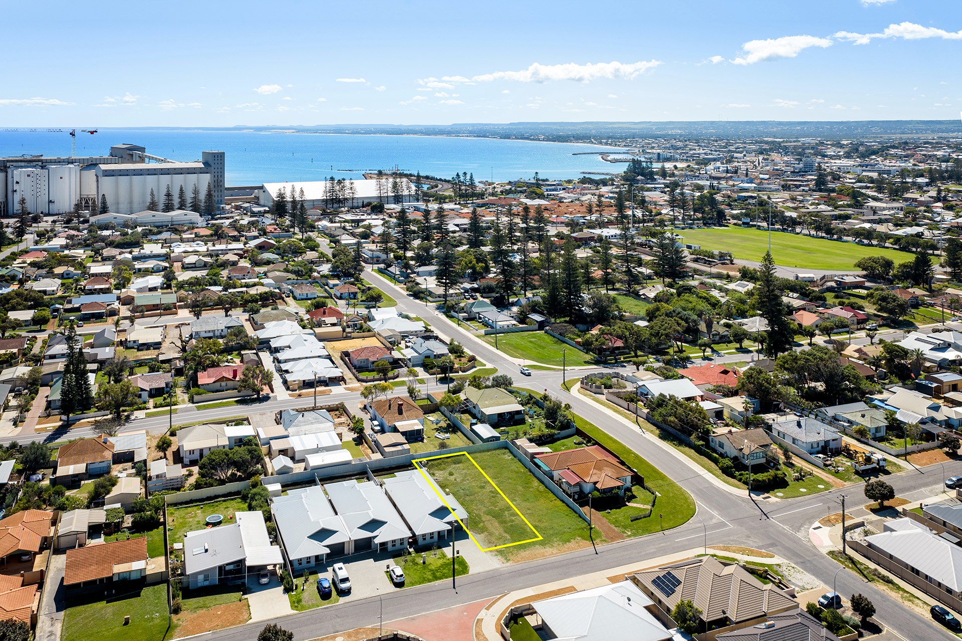 13 Dampier Street, Beachlands, WA 6530