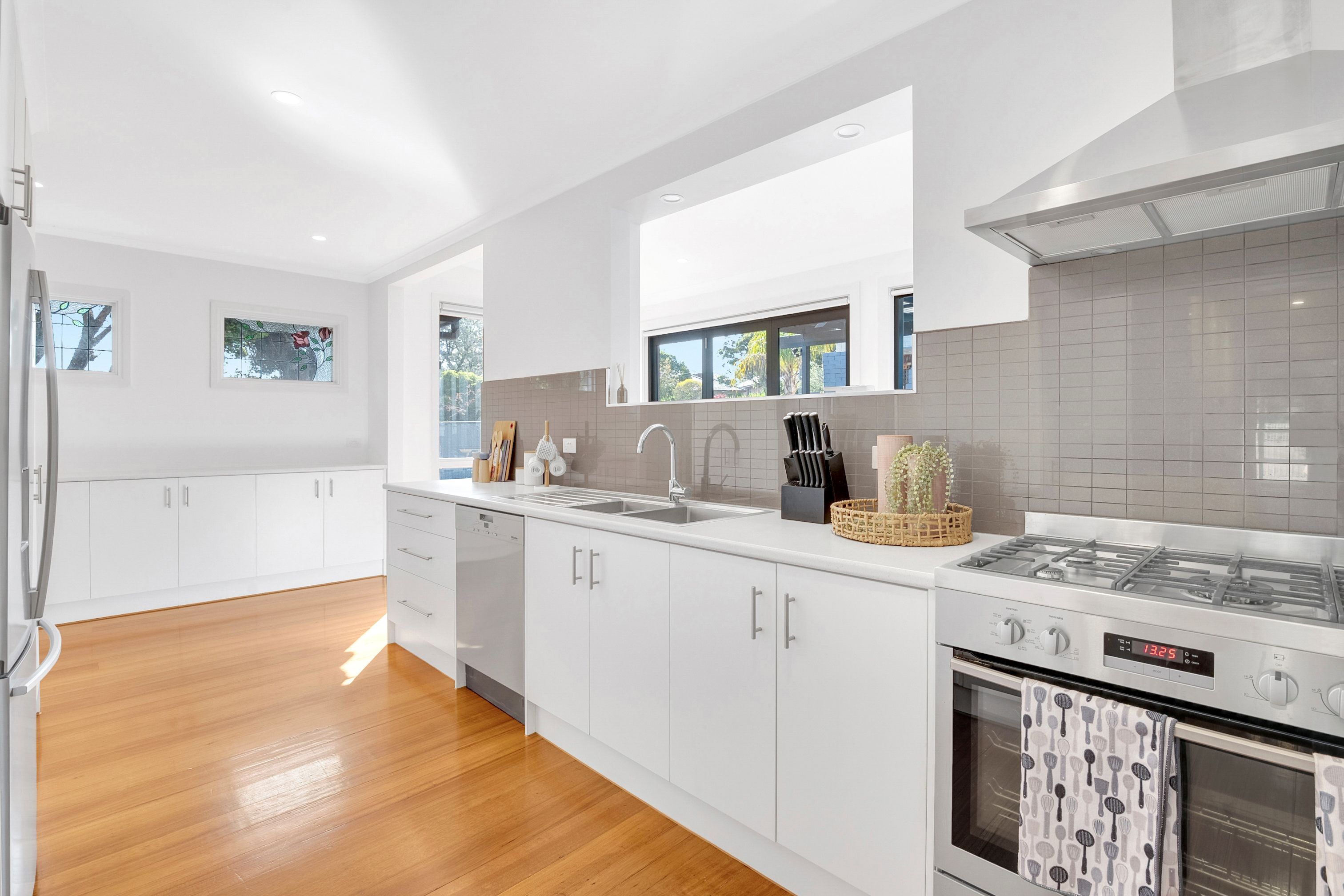 8 Busst Drive, Watsonia North, VIC 3087