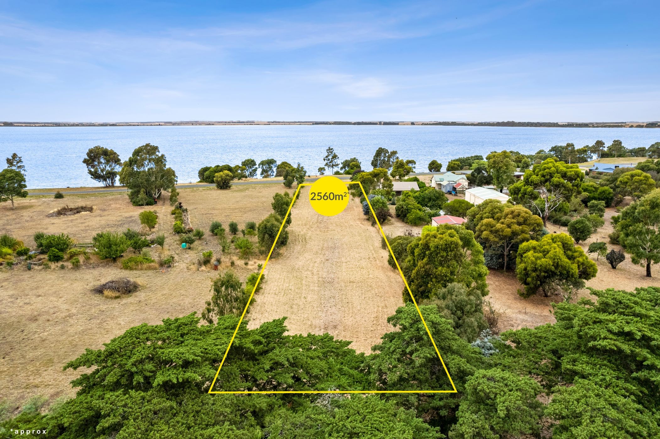 59 Frontage Road, Lake Bolac, VIC 3351
