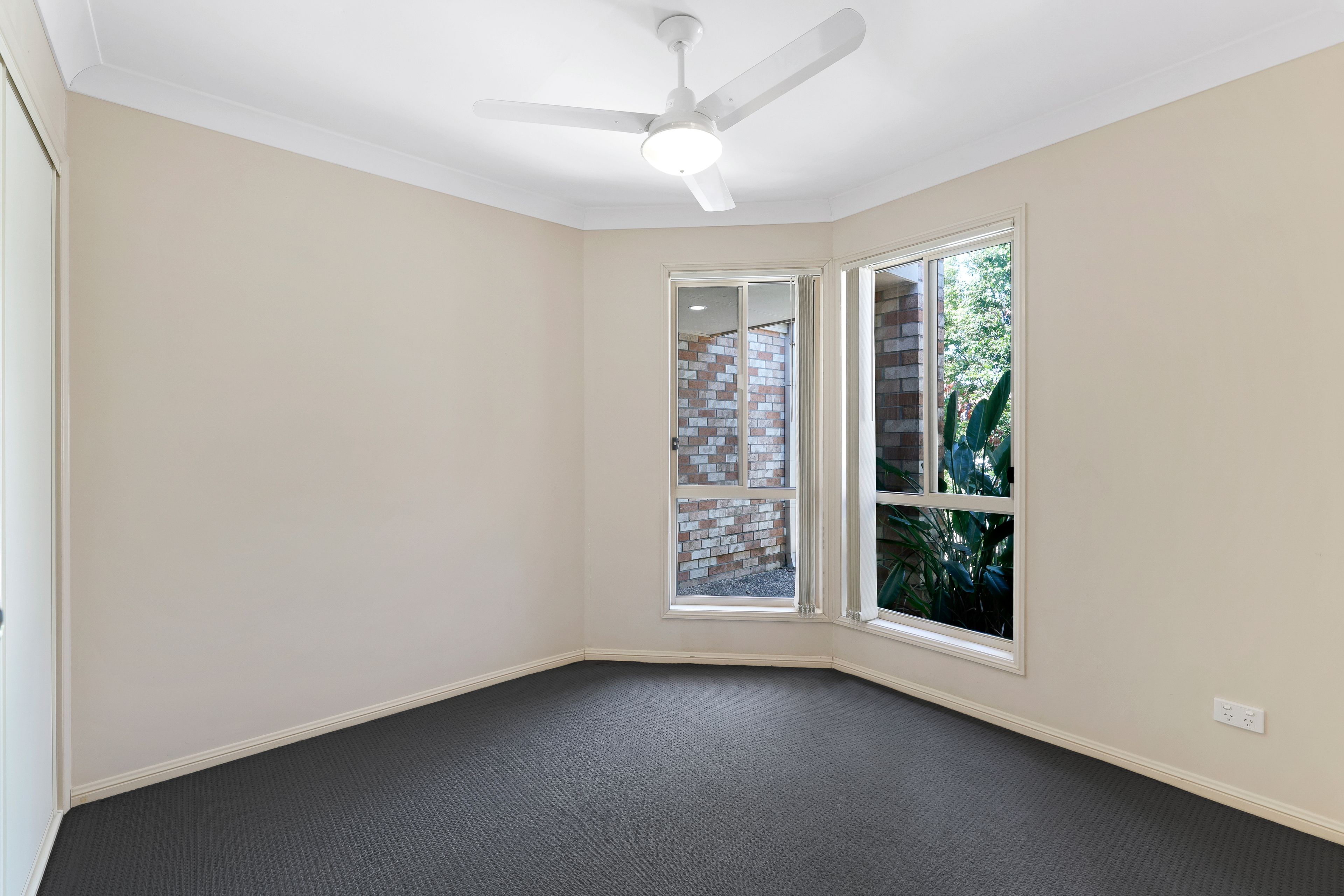 17 Linda Way — photo 13 of 27