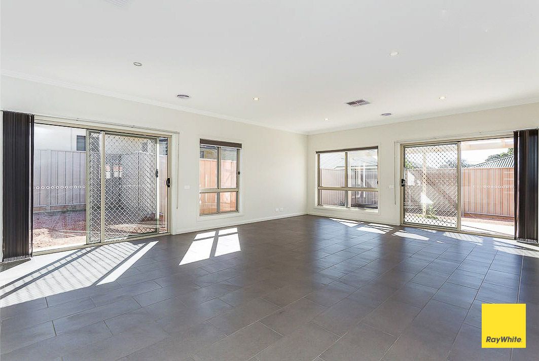 1/14A Nelson Street, California Gully, VIC 3556