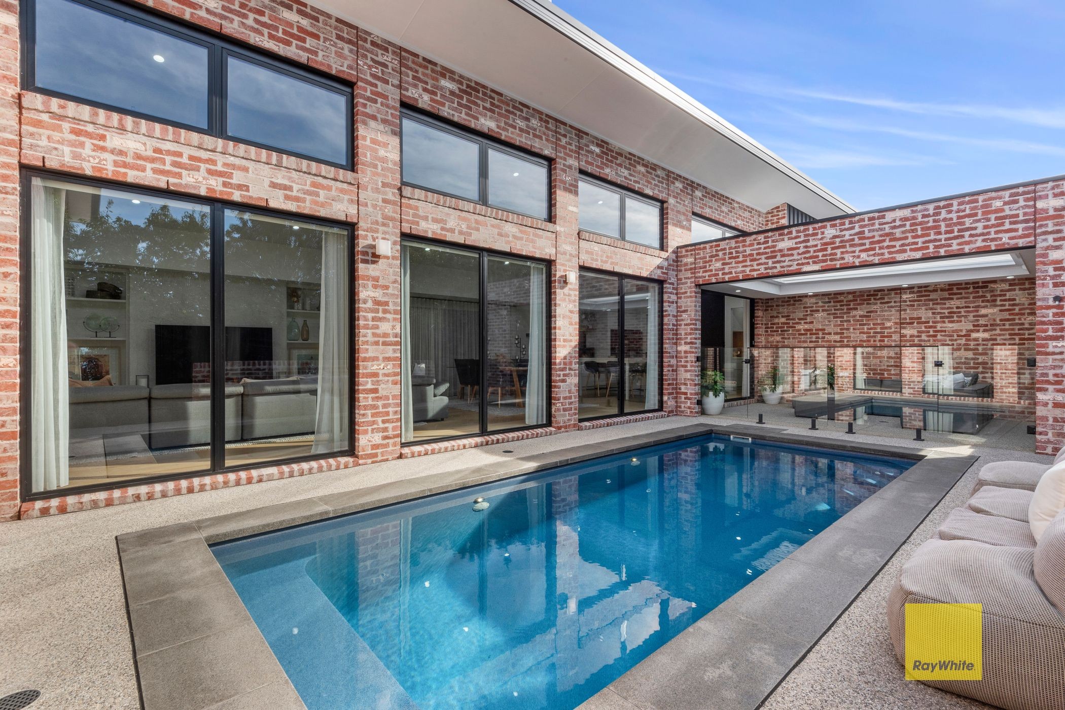 19 Victoria Street, Rippleside, VIC 3215