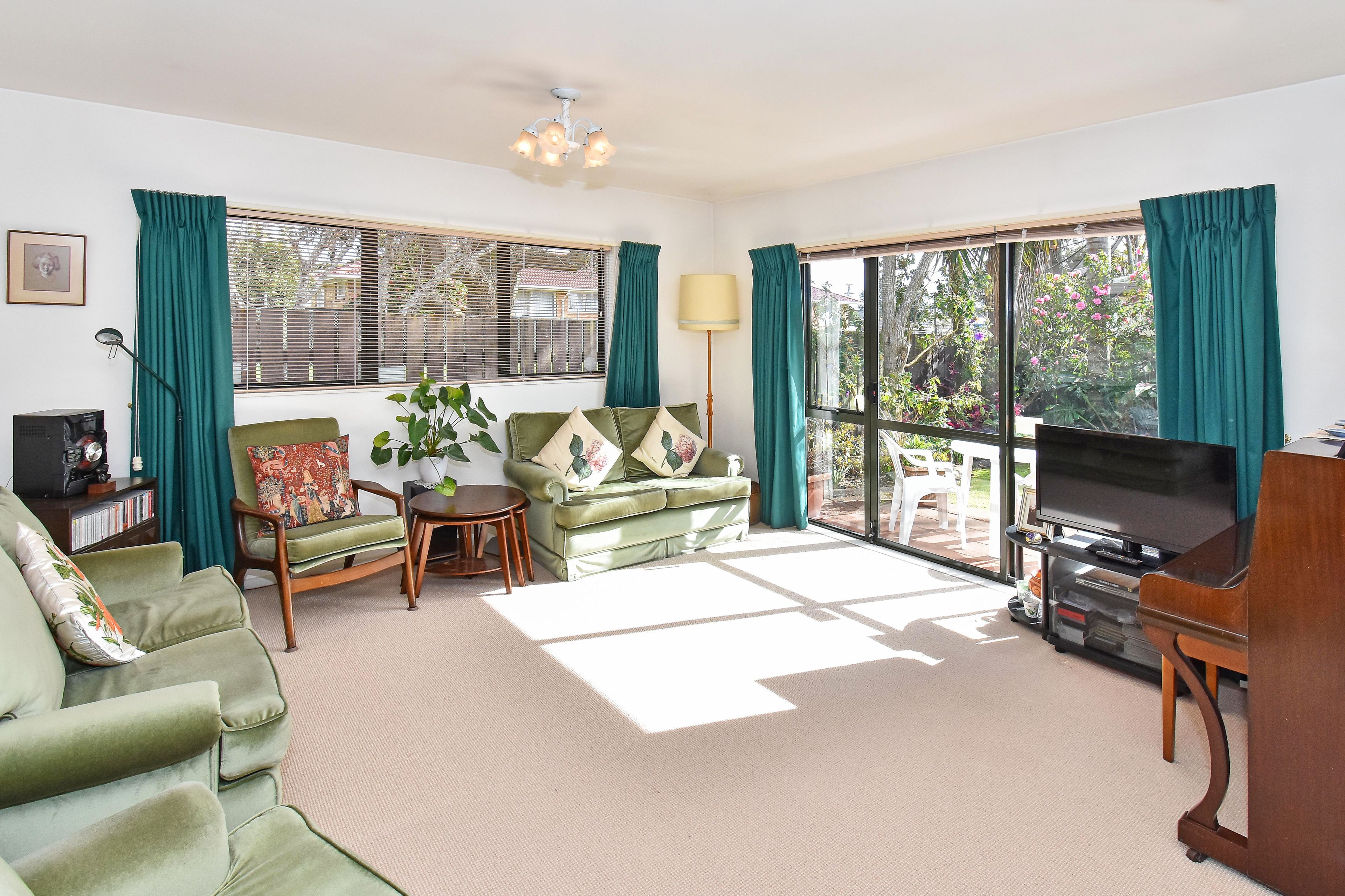 2/109 Tui Road, Papatoetoe, Manukau City