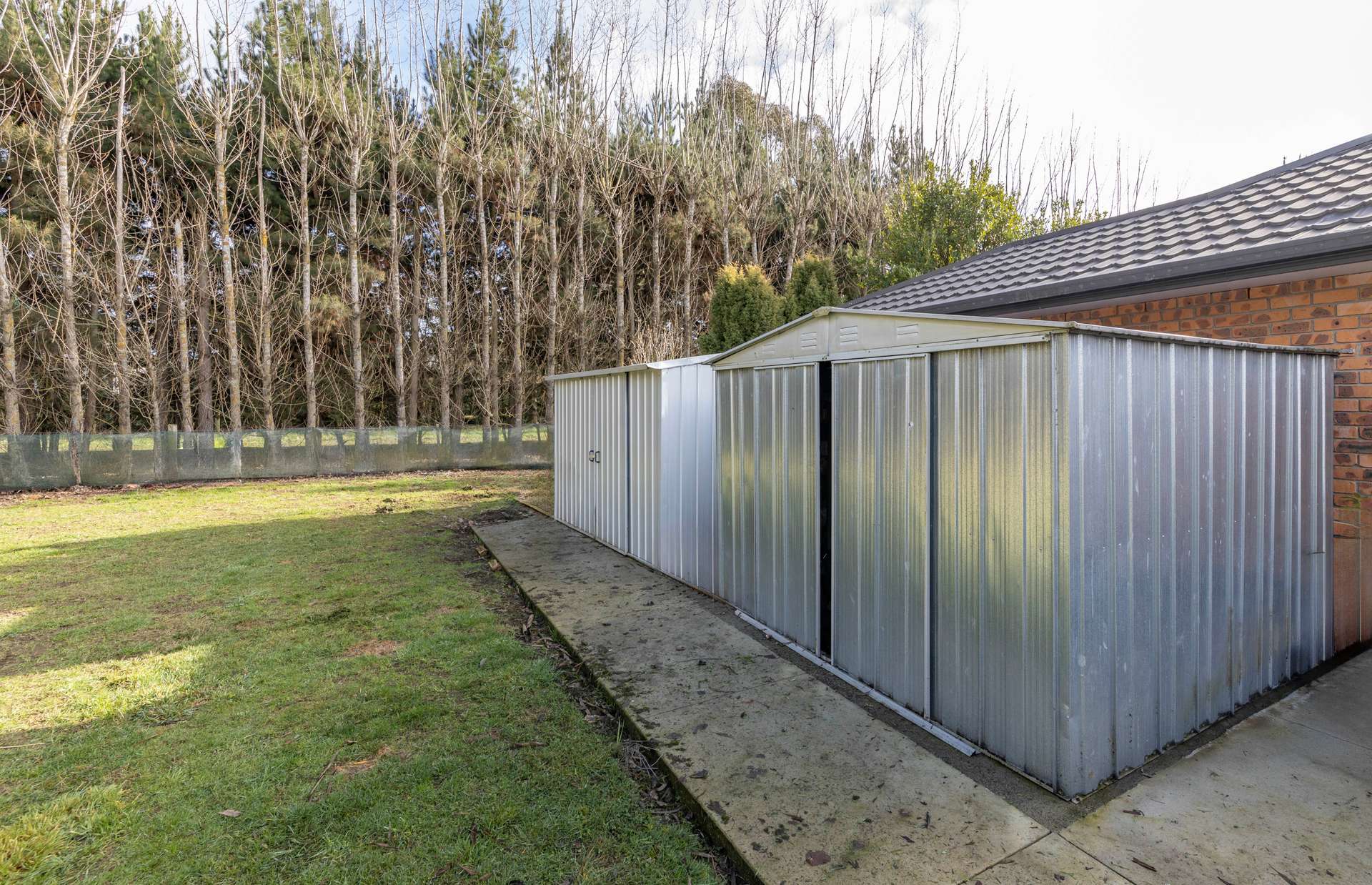 909 Downs Road photo 26