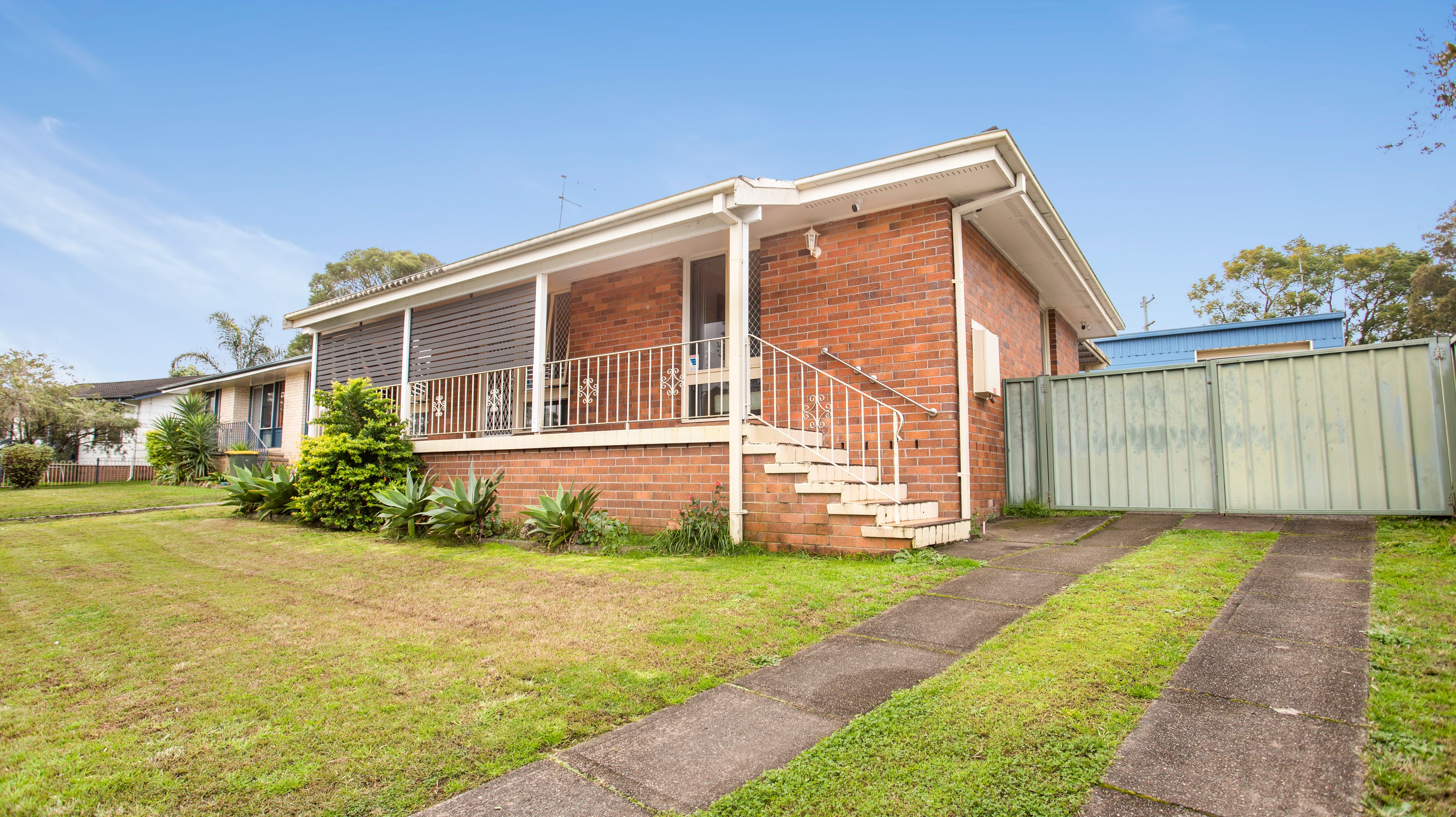 25 Pindari Crescent — photo 2 of 13