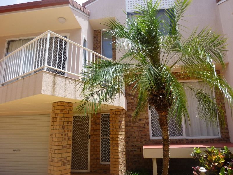 2/63-65 Duporth Avenue, Maroochydore, QLD 4558