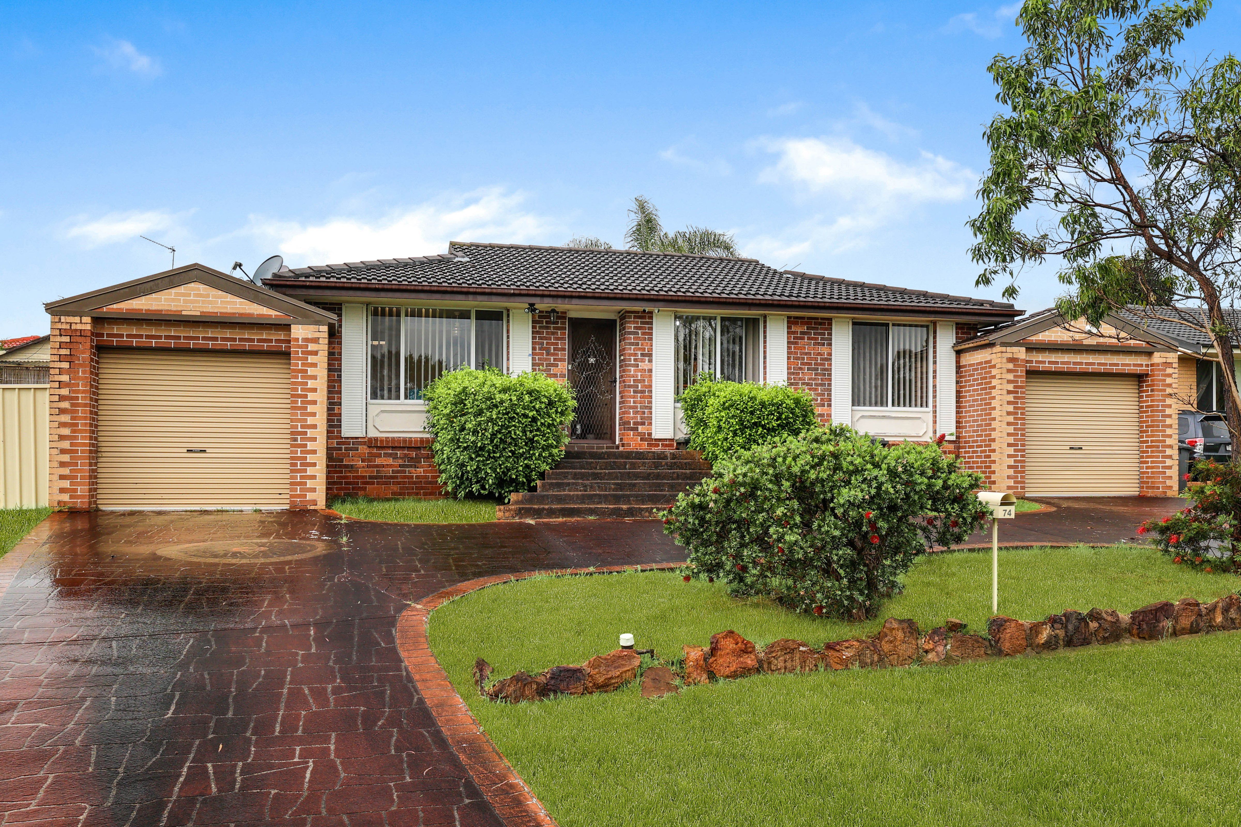 74 Stromeferry Crescent, St Andrews, NSW 2566 Sold House Ray White