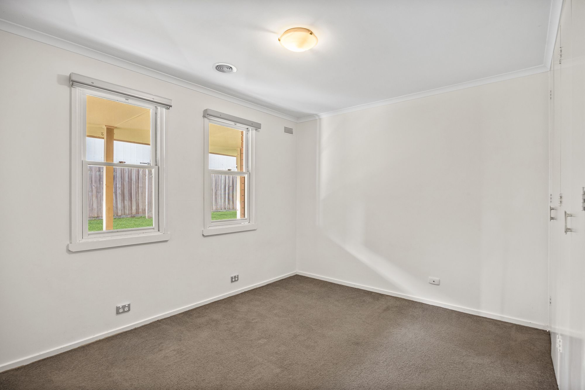 140 Albert Road — photo 11 of 17