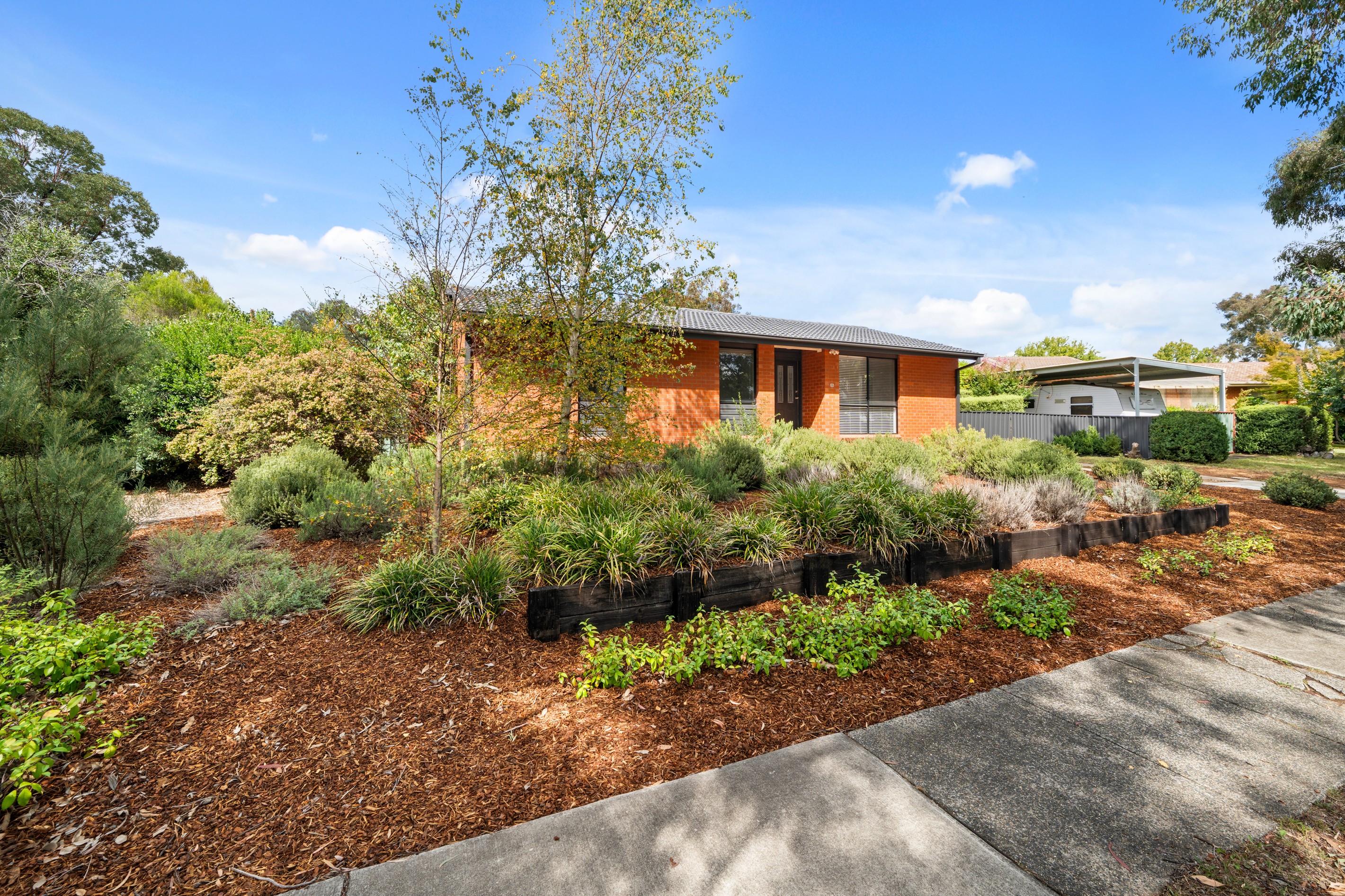 35 Wheeler Crescent, Wanniassa, ACT 2903