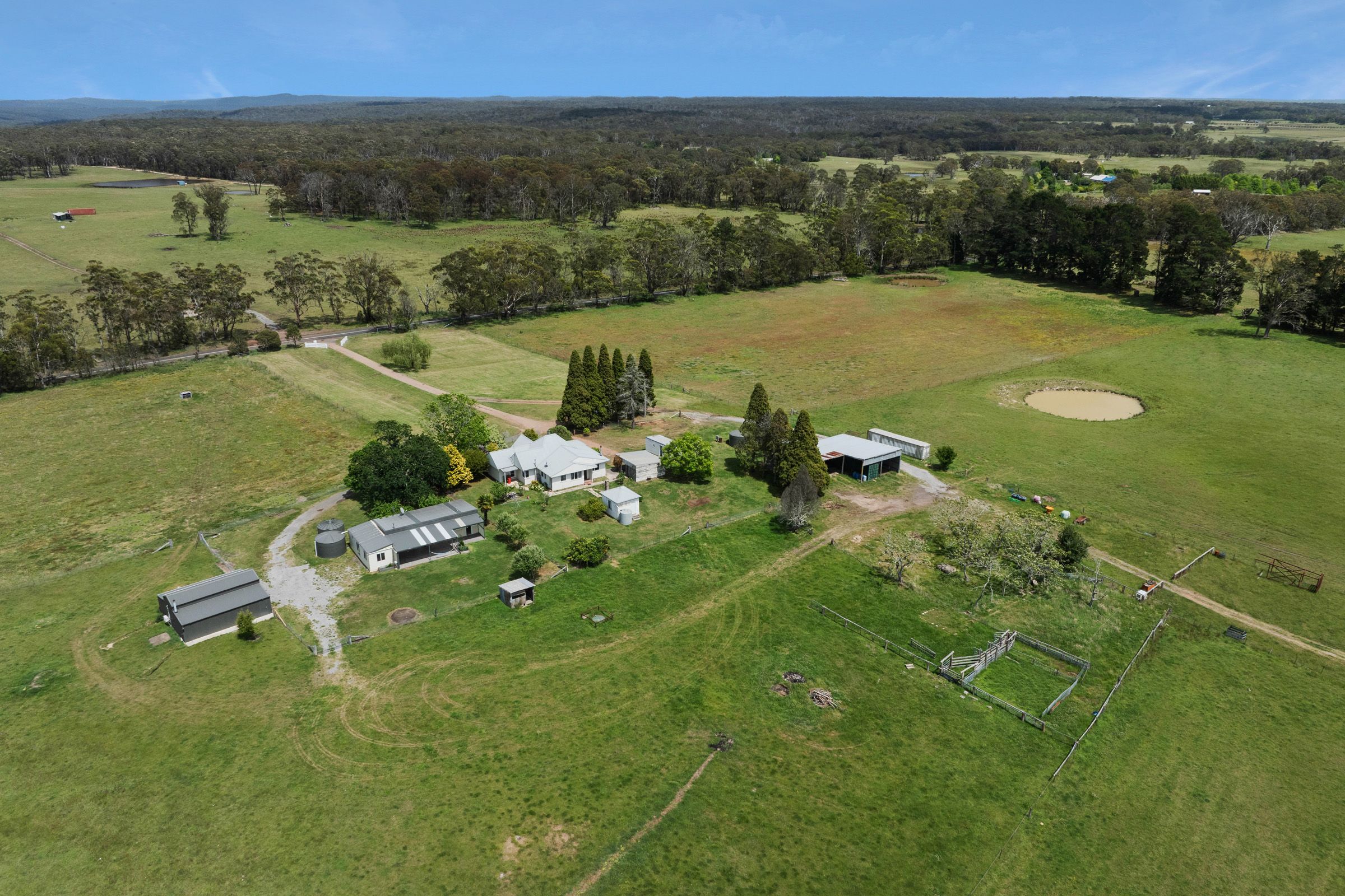 1534 Wombeyan Caves Road — photo 13 of 15