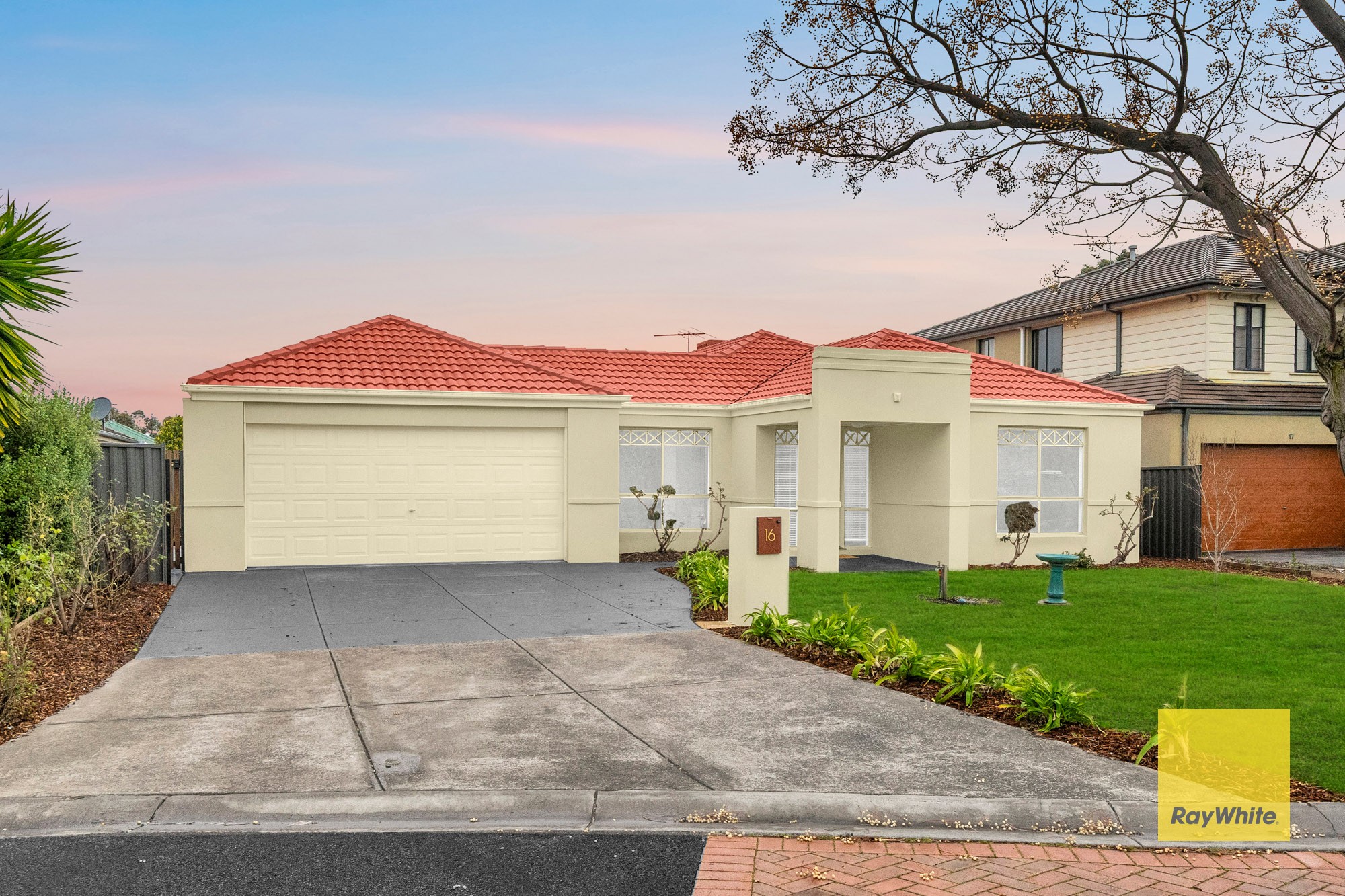 16 Tucker Place, Caroline Springs, VIC 3023