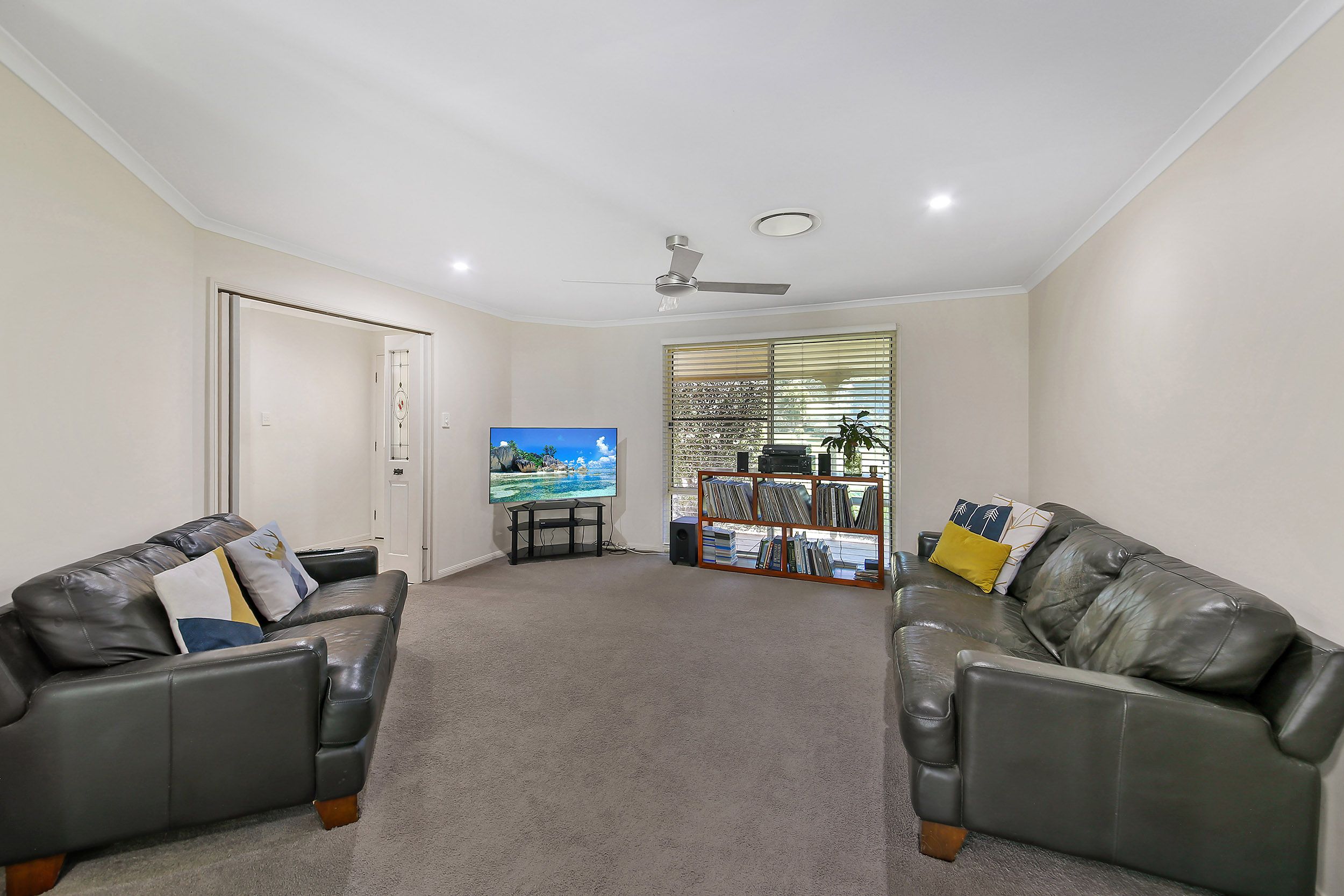 13 Forsyth Place — photo 7 of 22