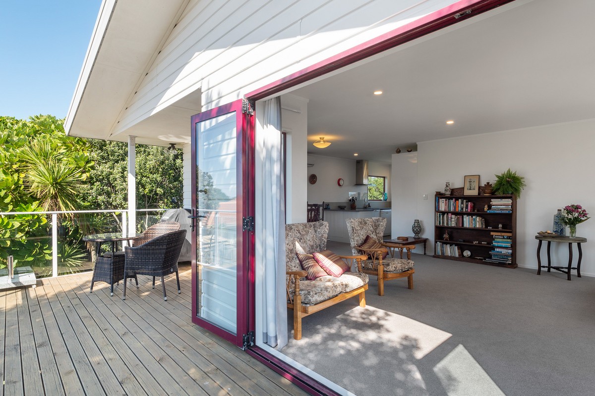 376 Papamoa Beach Road, Papamoa, Tauranga City