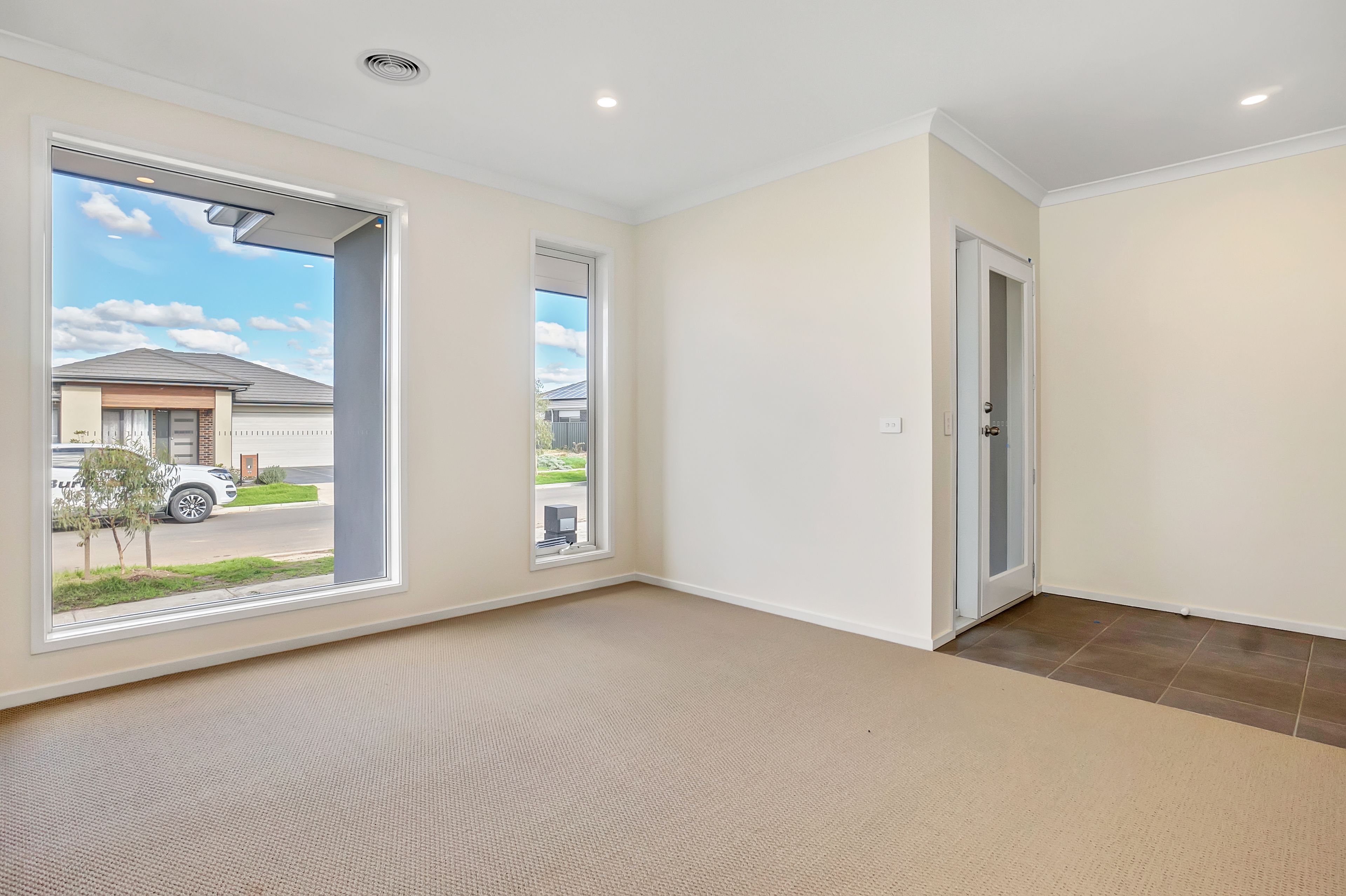 10 Satellite Drive, Werribee, VIC 3030