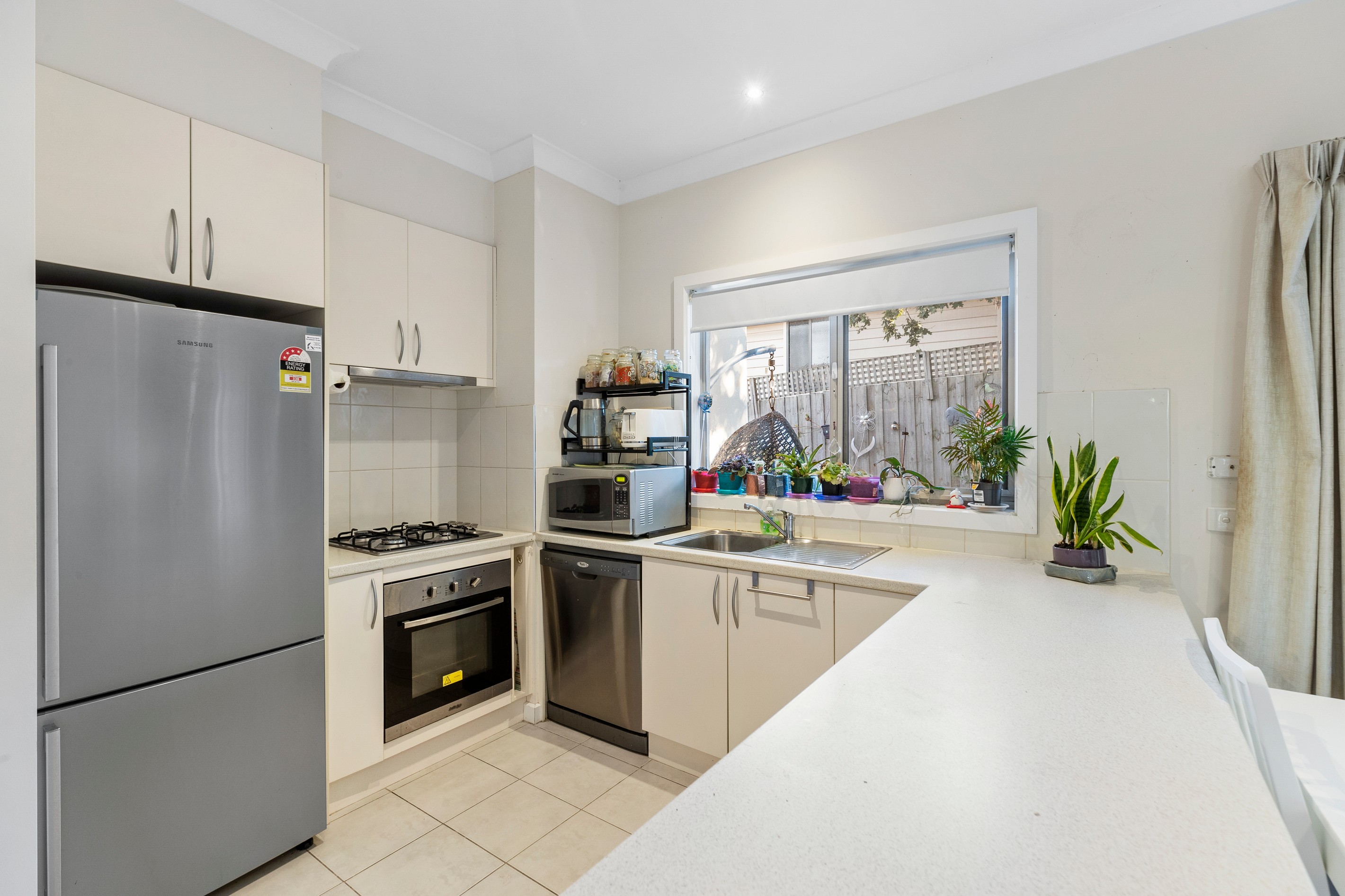 2/47 Commercial Road, Ferntree Gully, VIC 3156
