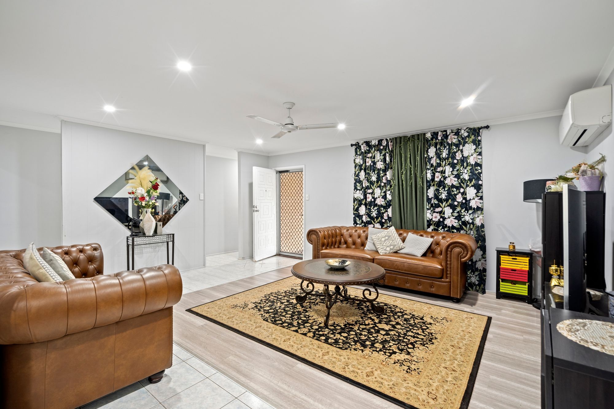 10 Binganah Street, Slacks Creek, QLD 4127