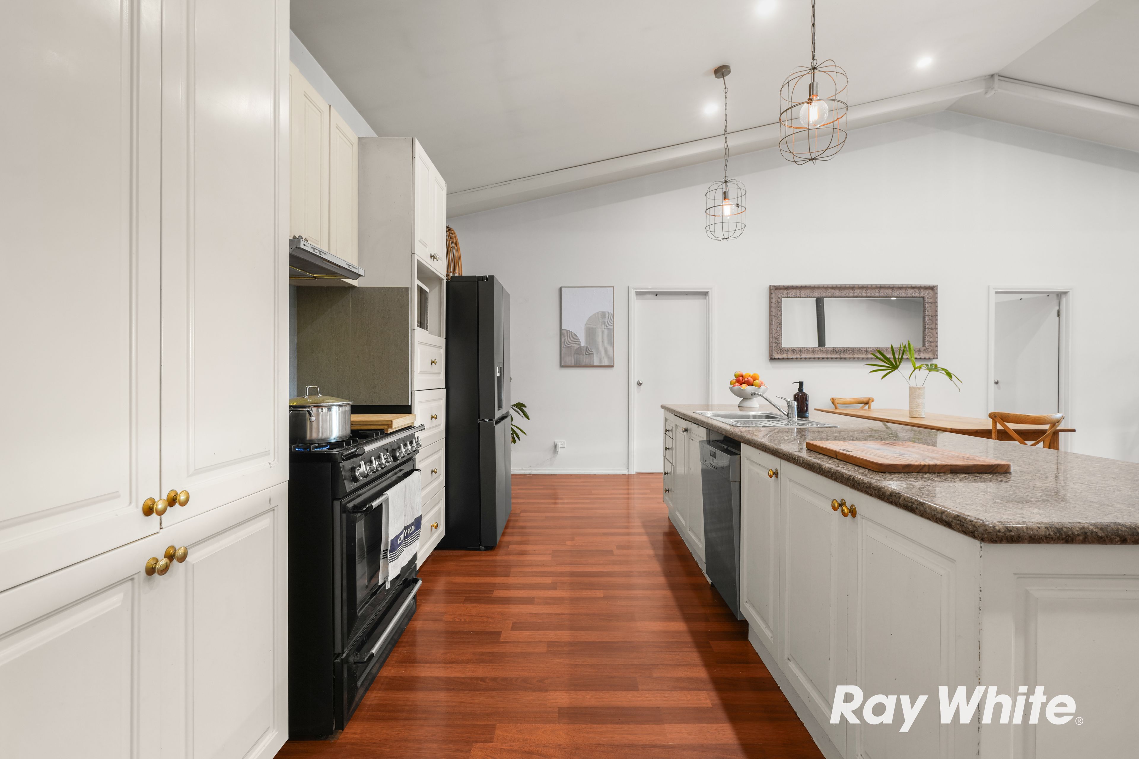 95-105 Lords Road — photo 9 of 29