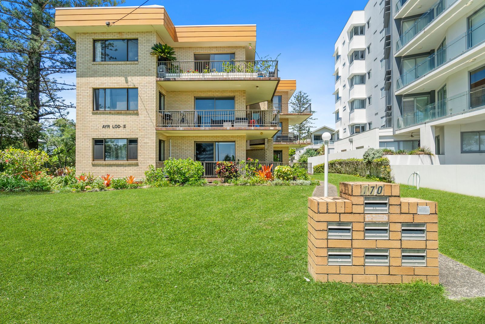2/170 Pacific Parade, Bilinga, QLD 4225