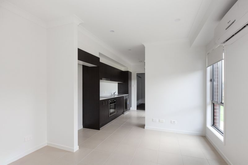 2/20 Daintree Court, Park Ridge, QLD 4125