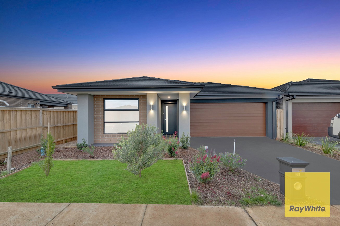 35 Canyon Circuit, BONNIE BROOK, VIC 3335