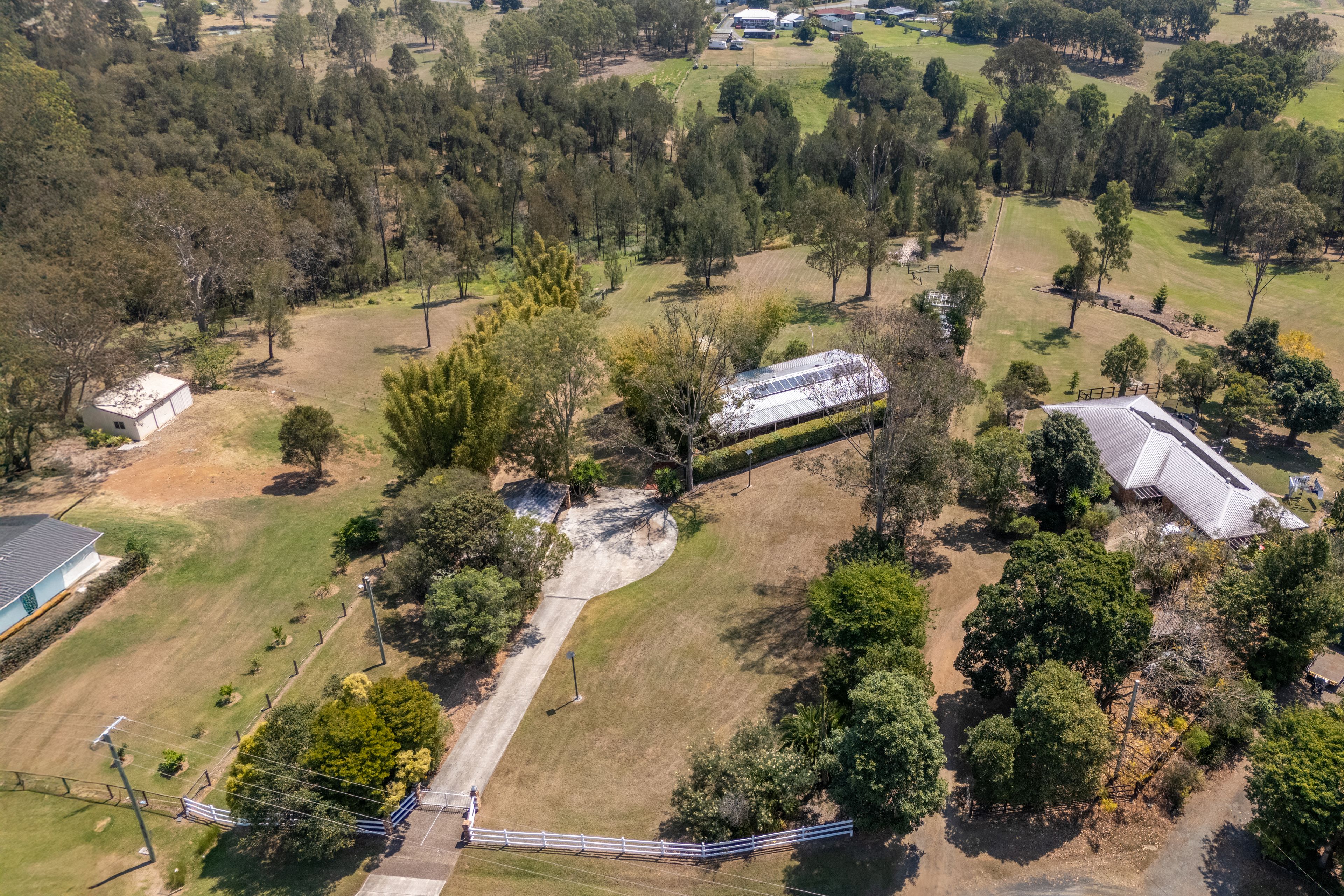 40-42 Oak Tree Court, Cedar Grove, QLD 4285