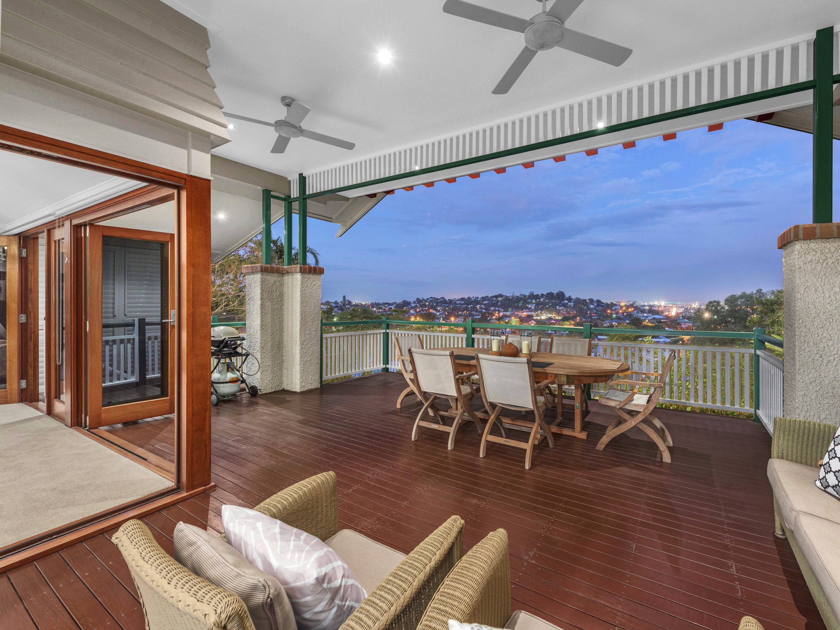 14 Bearsden Avenue, Newmarket, QLD 4051