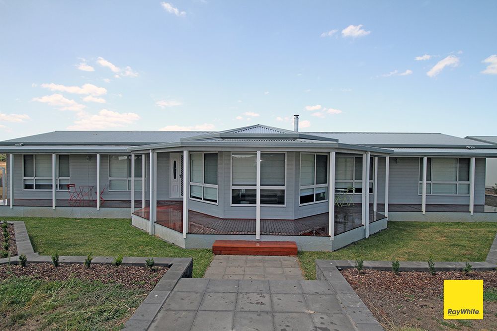 61 Warramunga Close, WAMBOIN NSW 2620