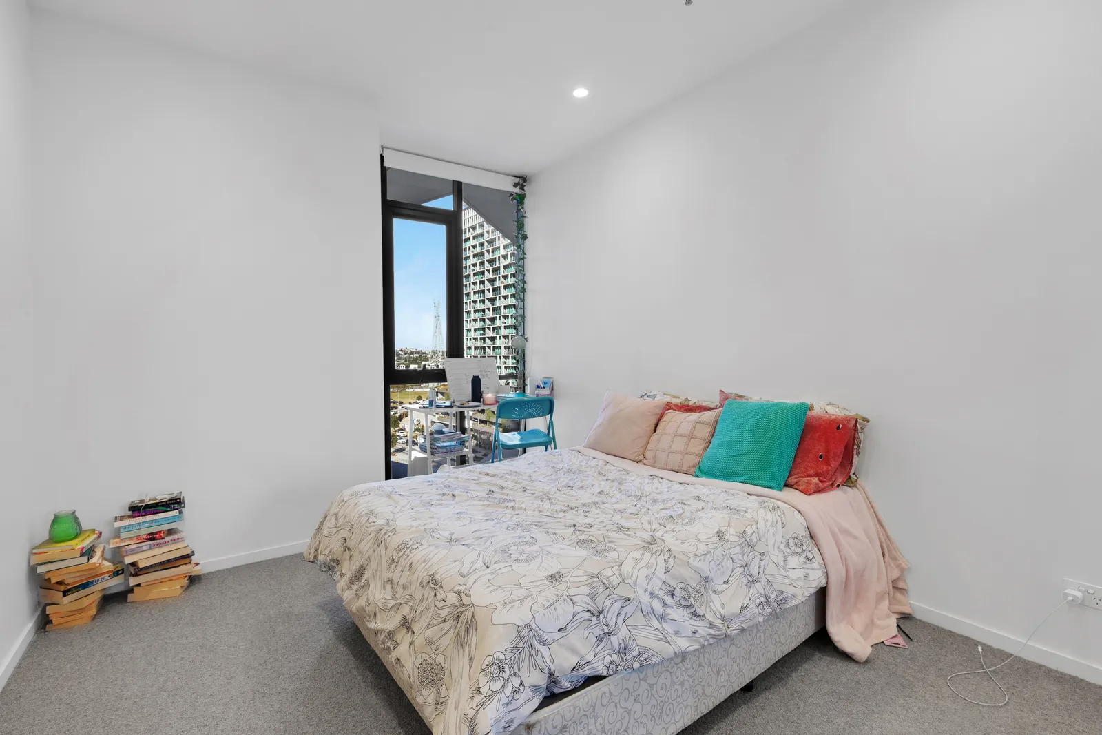 805/12 Cunningham, Newstead
