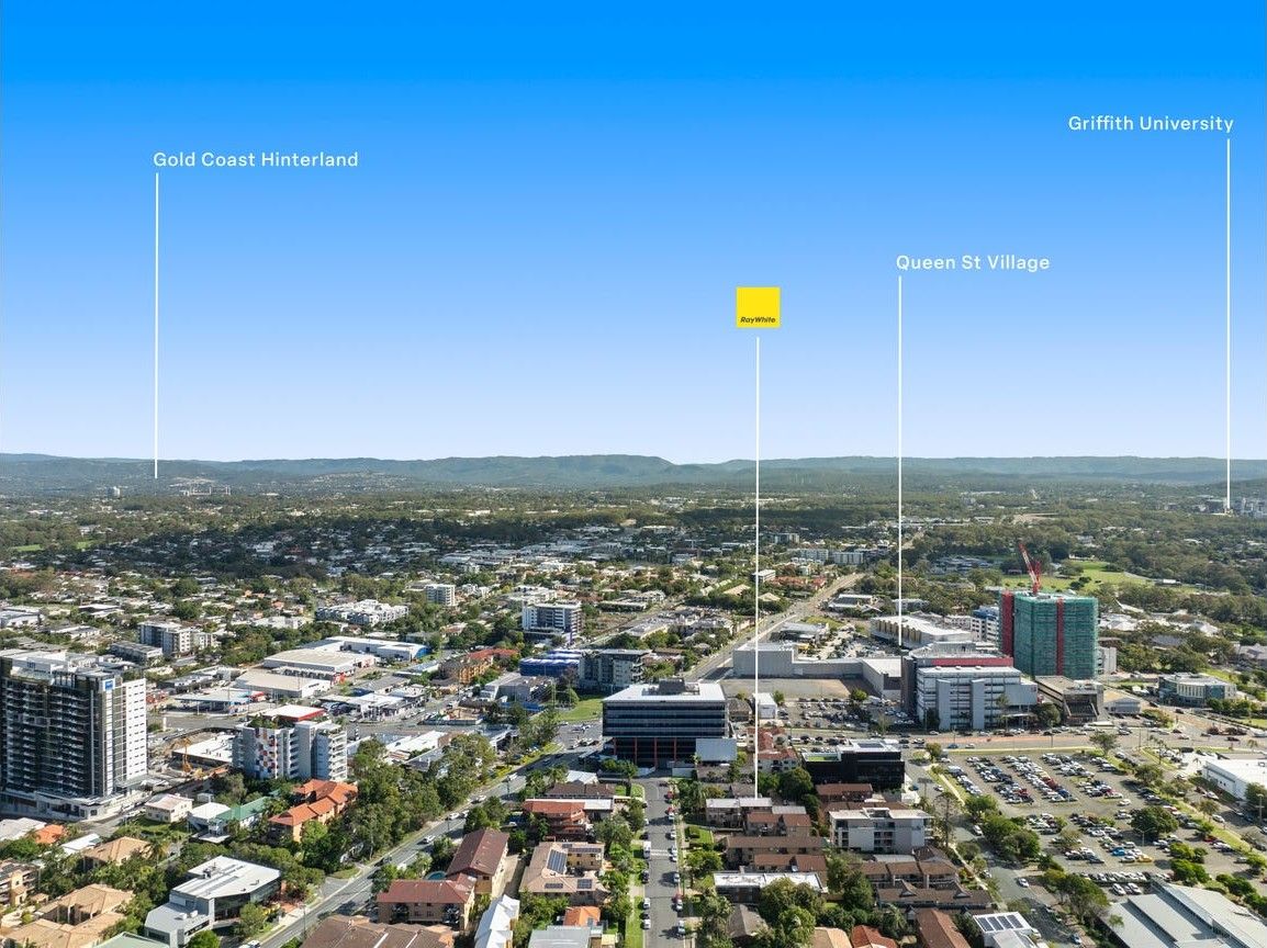 4/33 White Street — photo from Ray White Mermaid Waters