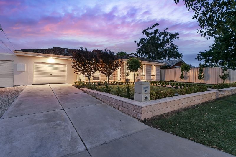 19 Menzies Avenue, Hope Valley, SA 5090
