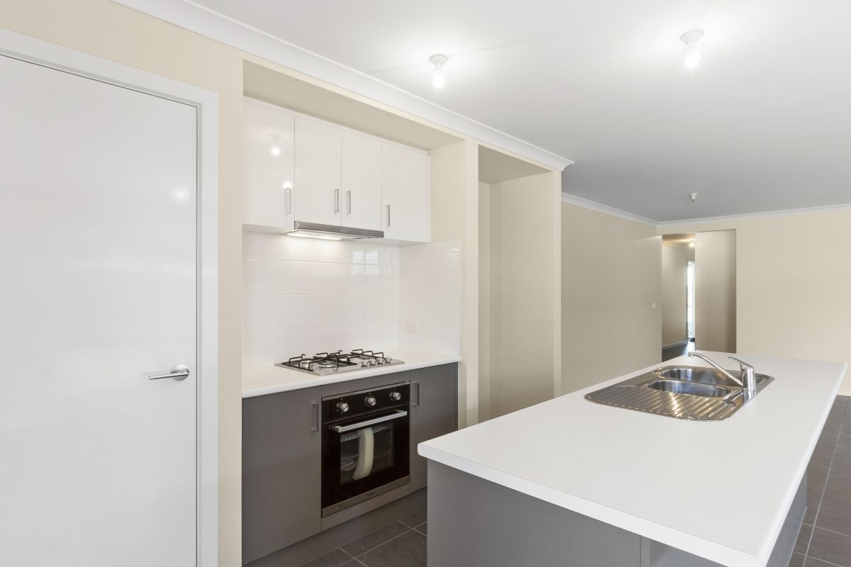 16 Grain Road, Wyndham Vale, VIC 3024