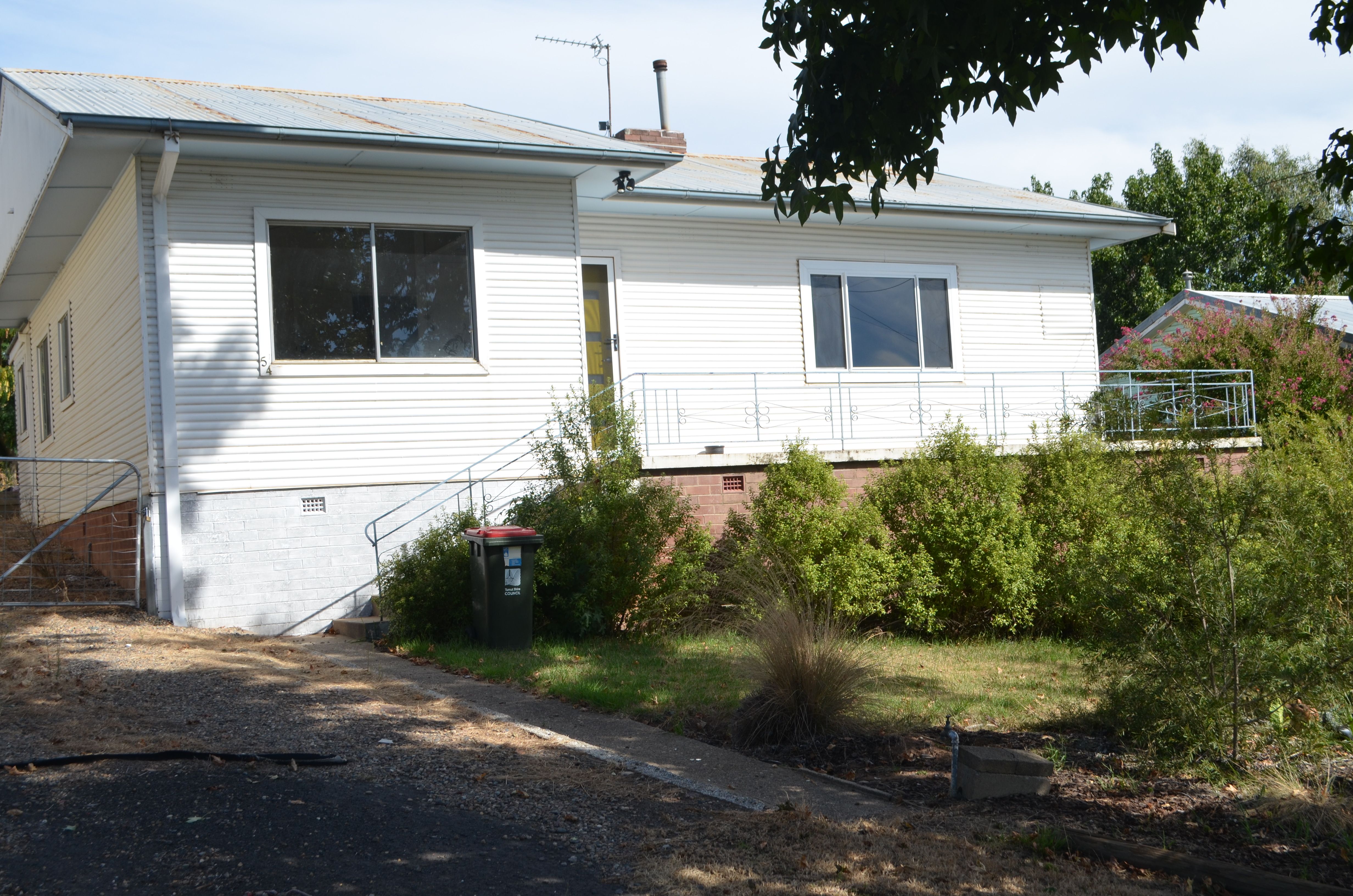 54 Clarke Street, Tumut, NSW 2720