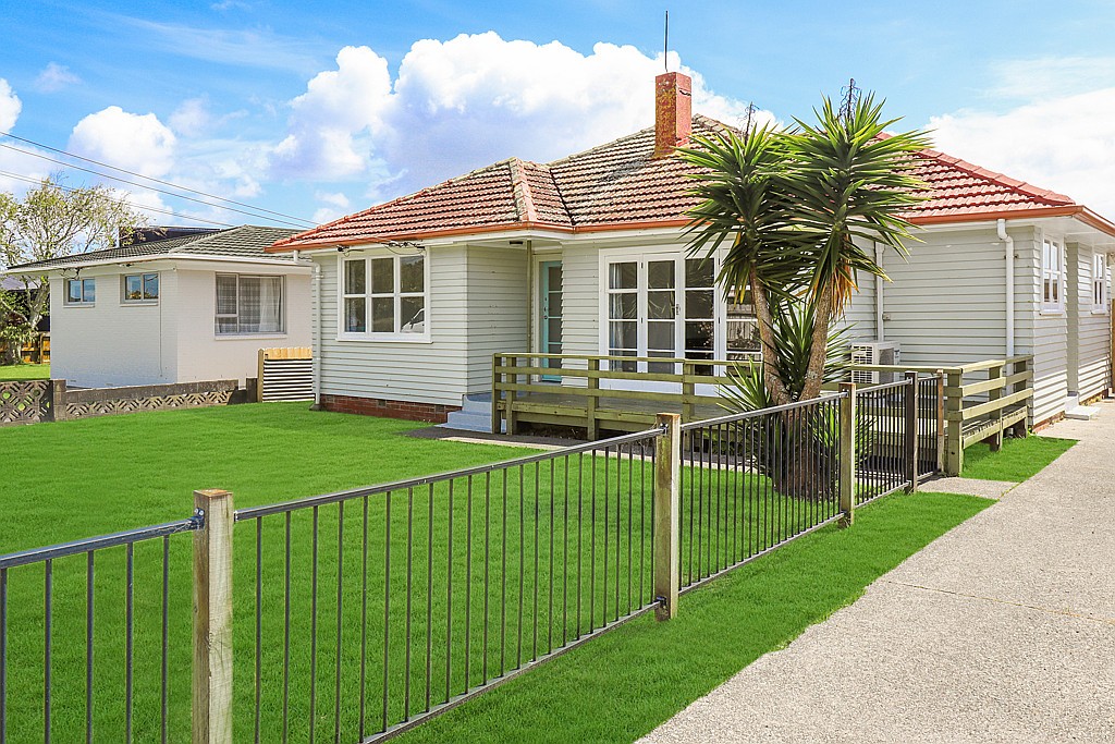 11 Kiekie Road, Mangere Bridge, Manukau City