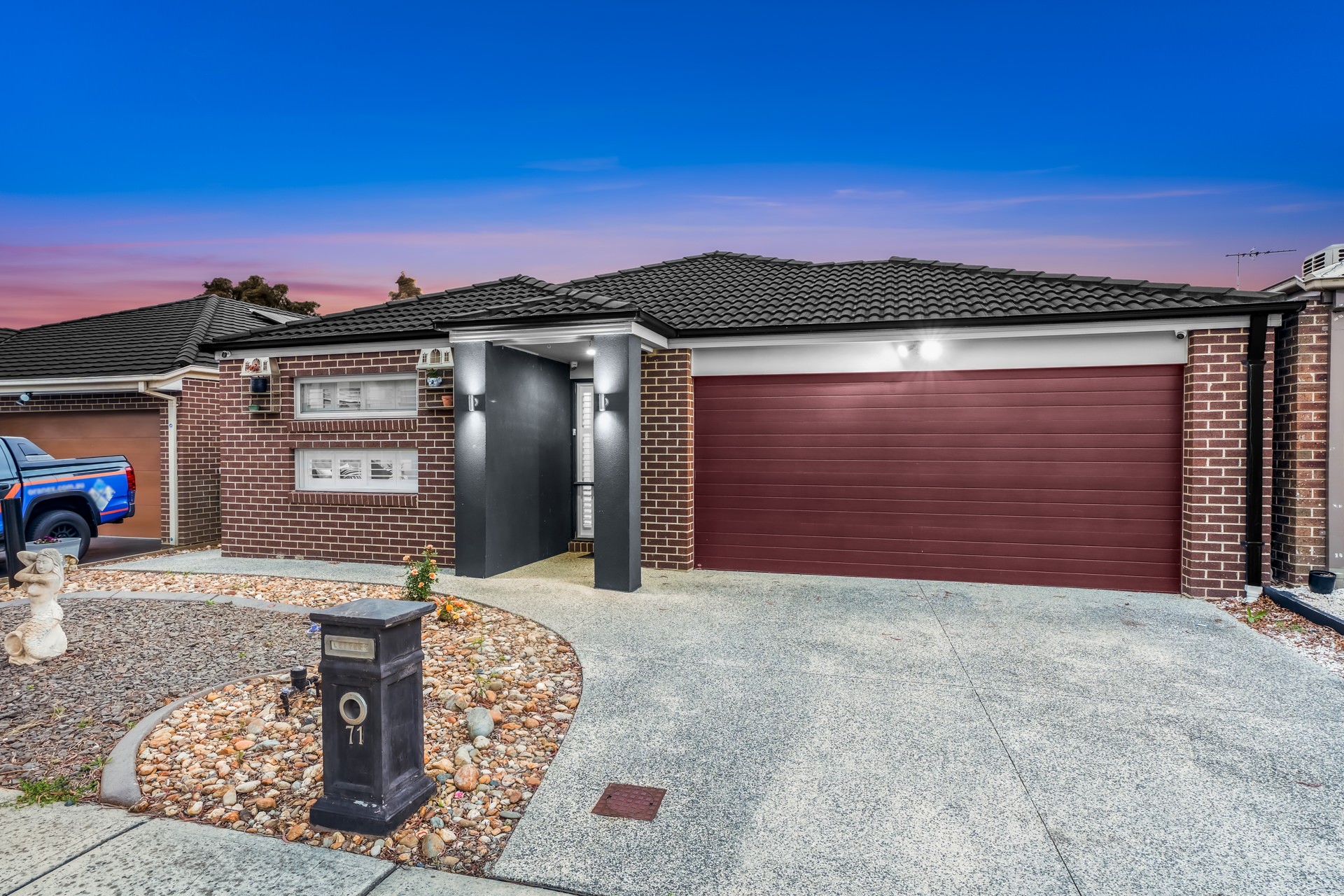 71 Burford Way, Cranbourne North, VIC 3977