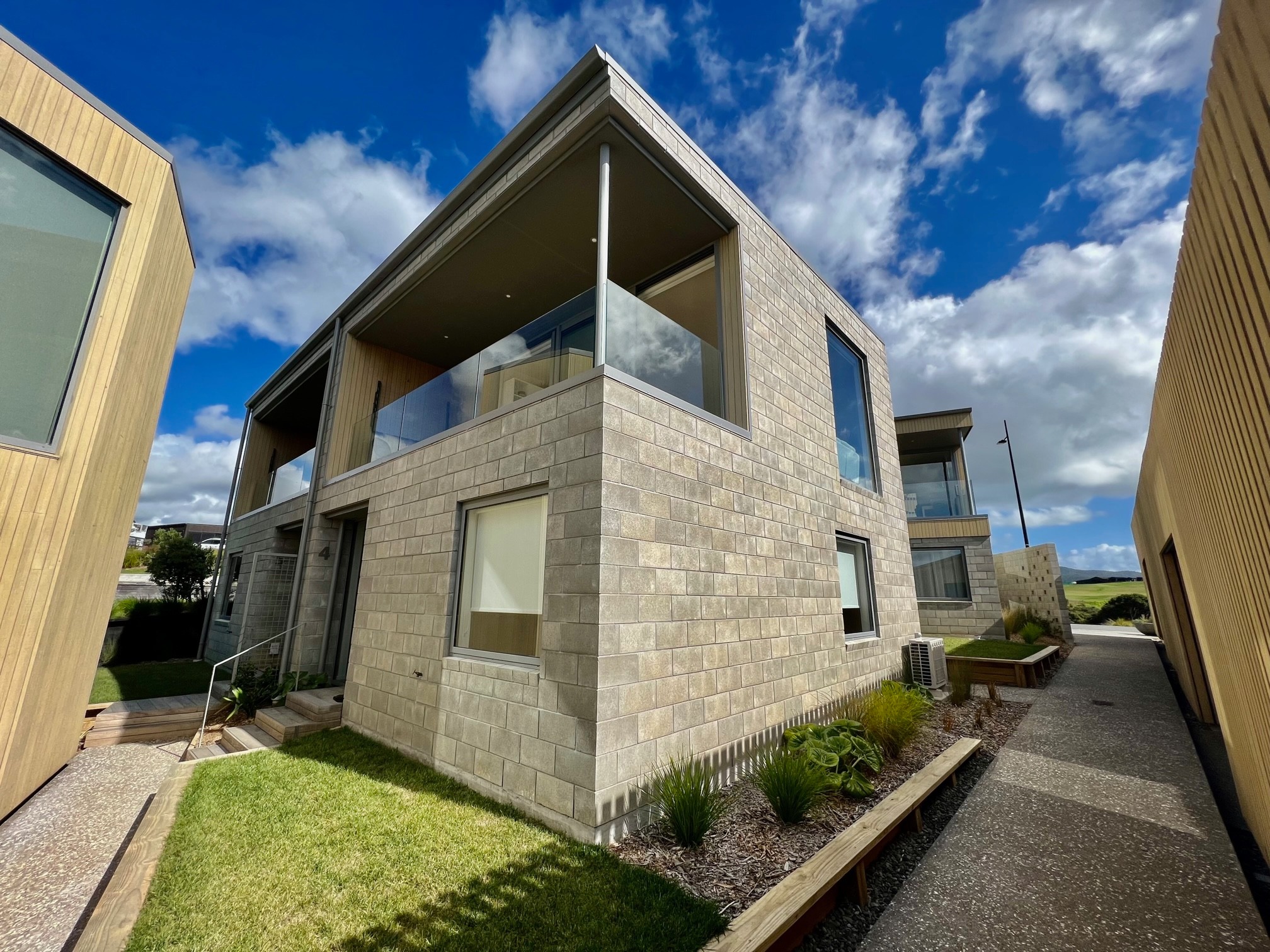 4/25 Rangitahi Road, Raglan, Waikato District