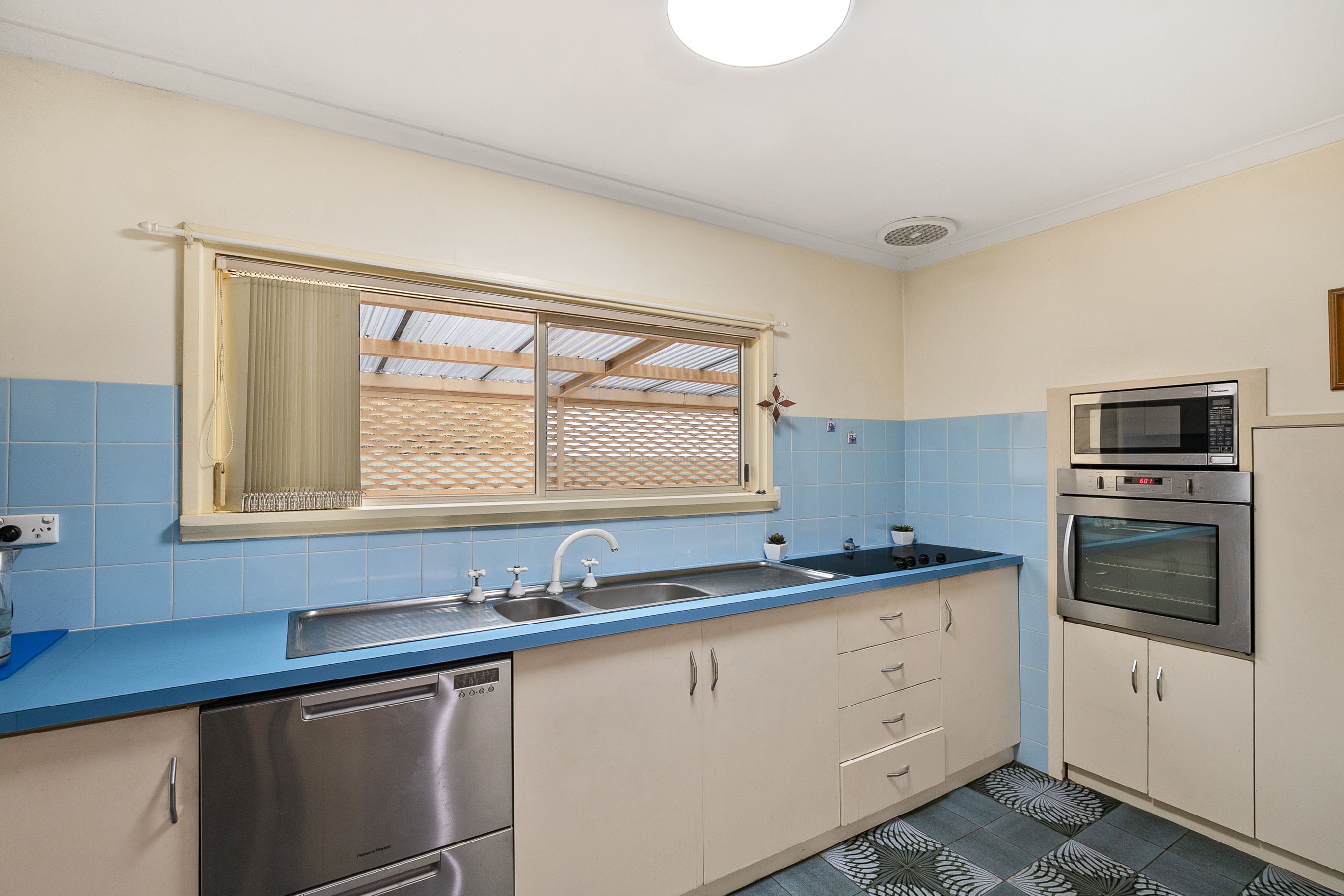 69 Mortimer Road — photo 10 of 30