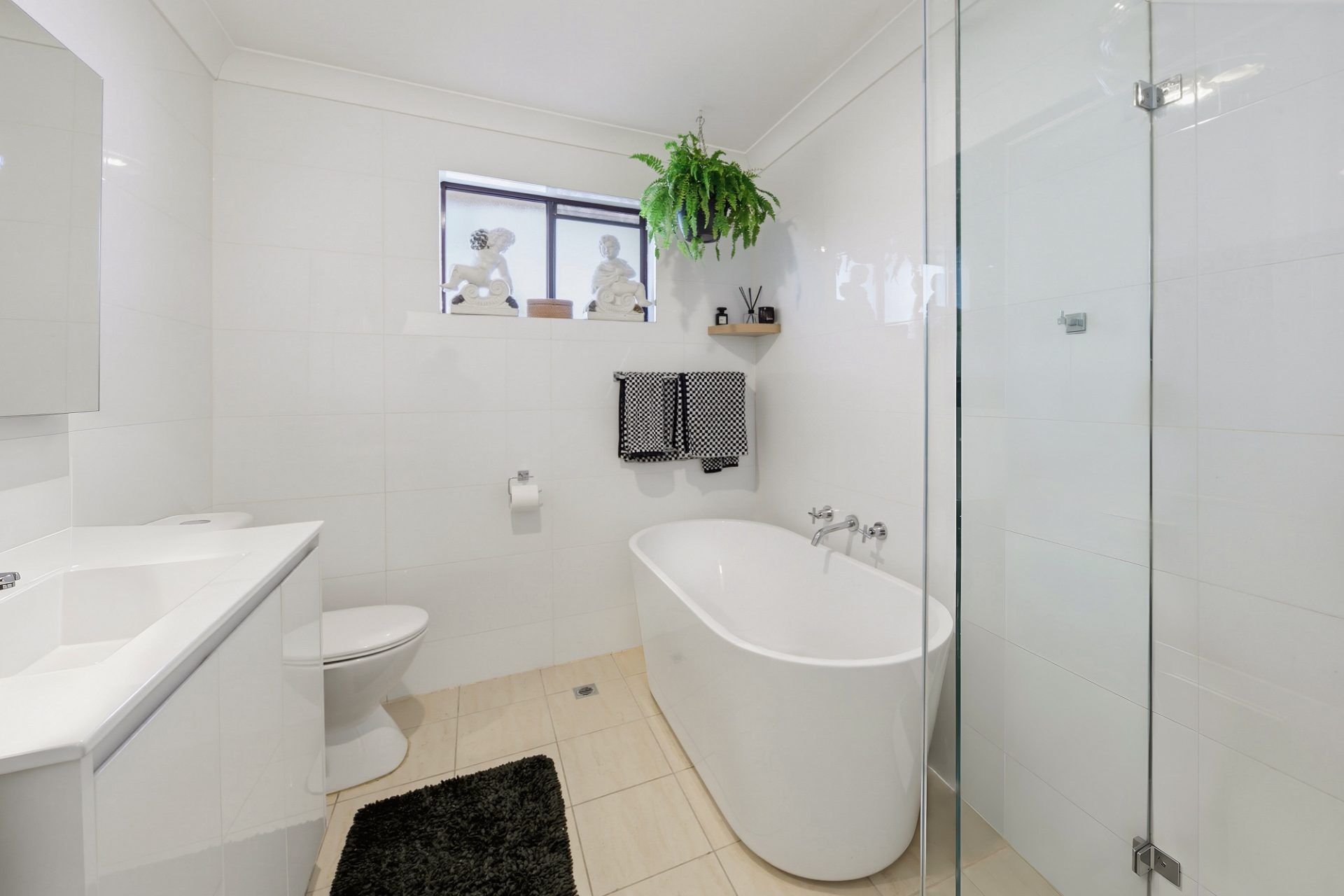 26 Stuart Street — photo 6 of 10