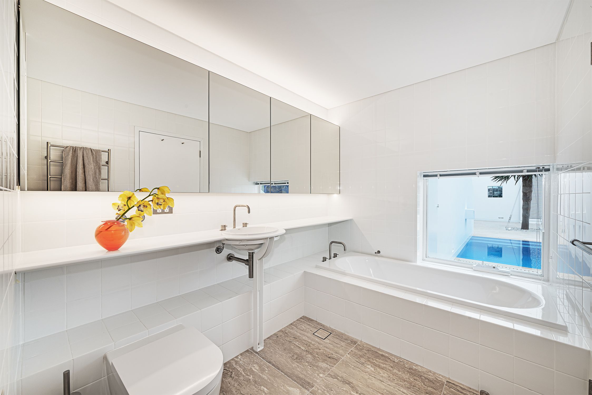 28 Hopetoun Avenue — photo 9 of 11