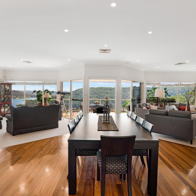 41-43 The Scenic Road, Killcare Heights, NSW 2257 - Sold House - Ray ...