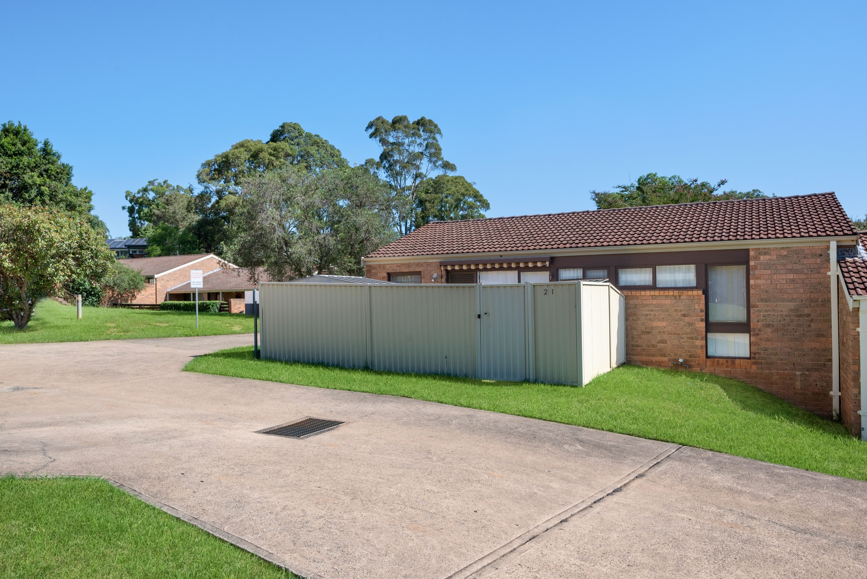 21/56 Woodhouse Drive, Ambarvale, NSW 2560